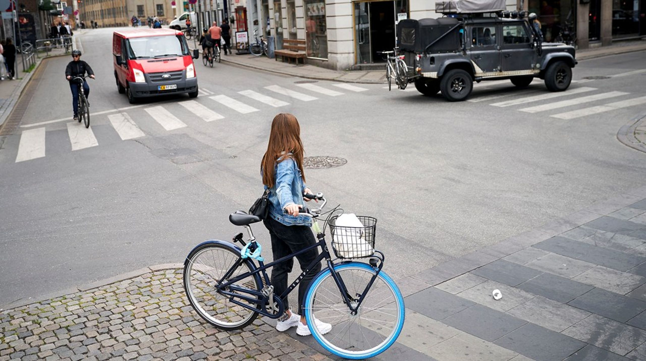 Københavns cykelpolitik bør opgraderes, så der anlægges flere cykelgader. Cyklister skal ikke frygte for deres liv, når de kører i København, skriver Katrine Kildgaard Nielsen.