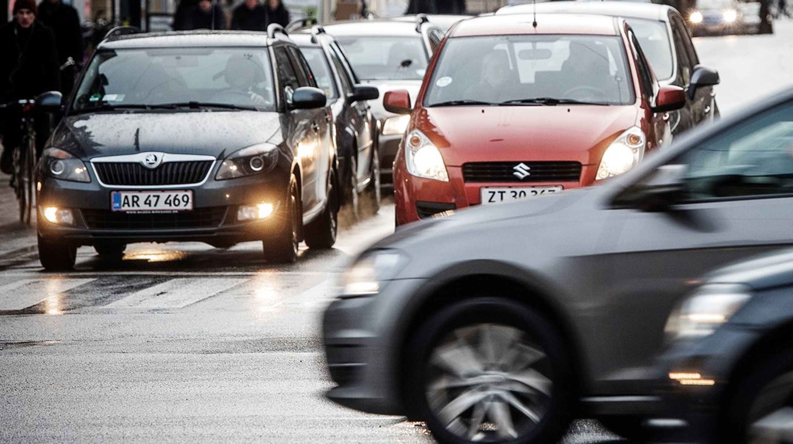 Indtil et landsdækkende roadpricingsystem bliver lanceret, er der behov for en trængselsafgift i de større byer, mener Rådet for Grøn Omstilling.