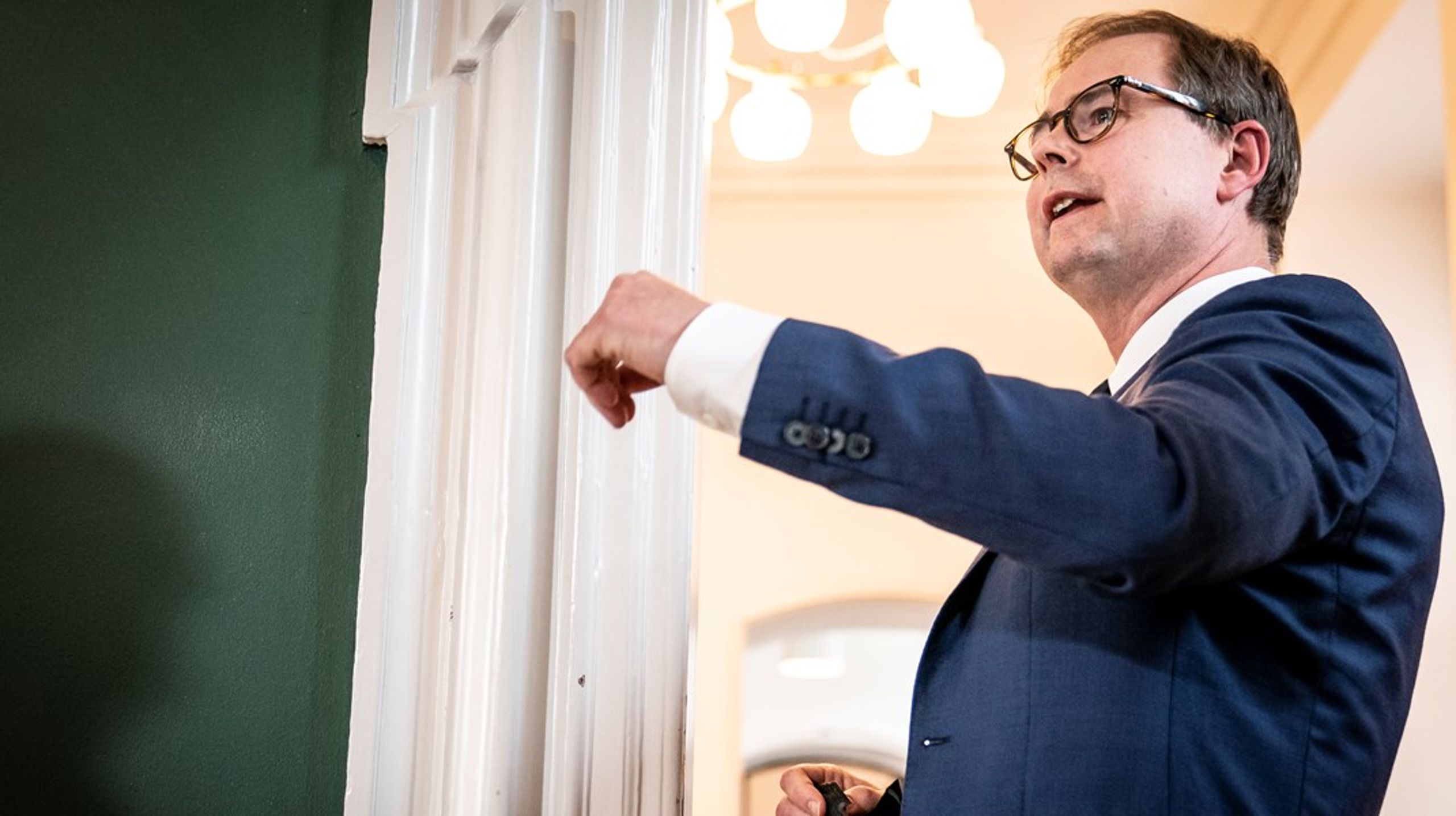 Et folketingssvar fra finansminister Nicolai Wammen (S) afslører, at Økonomistyrelsen har forsøgt at boykotte Vagtservice Danmark "på grund af unormalt lave priser".