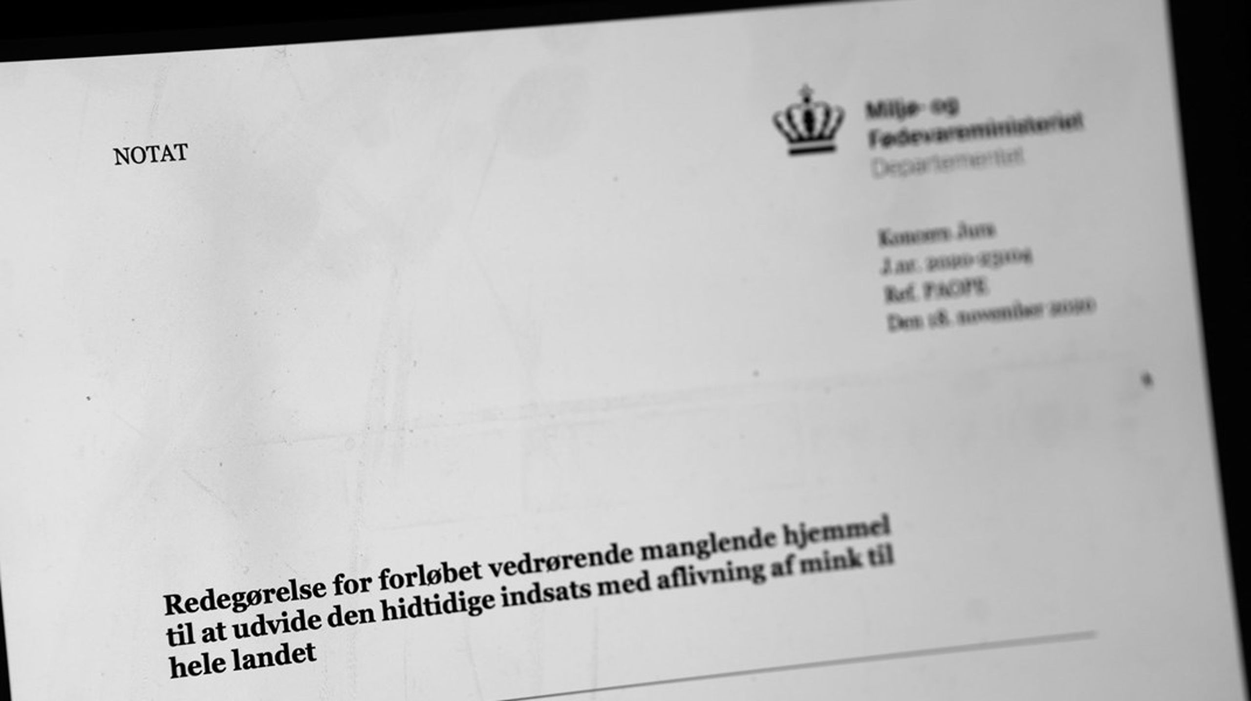 Folketinget nedsatte i april i år en granskningskommission, der skal undersøge beslutningsprocesserne bag aflivningen af de danske mink. Forinden havde Miljø- og Fødevareministeriet lavet en redegørelse af forløbet.