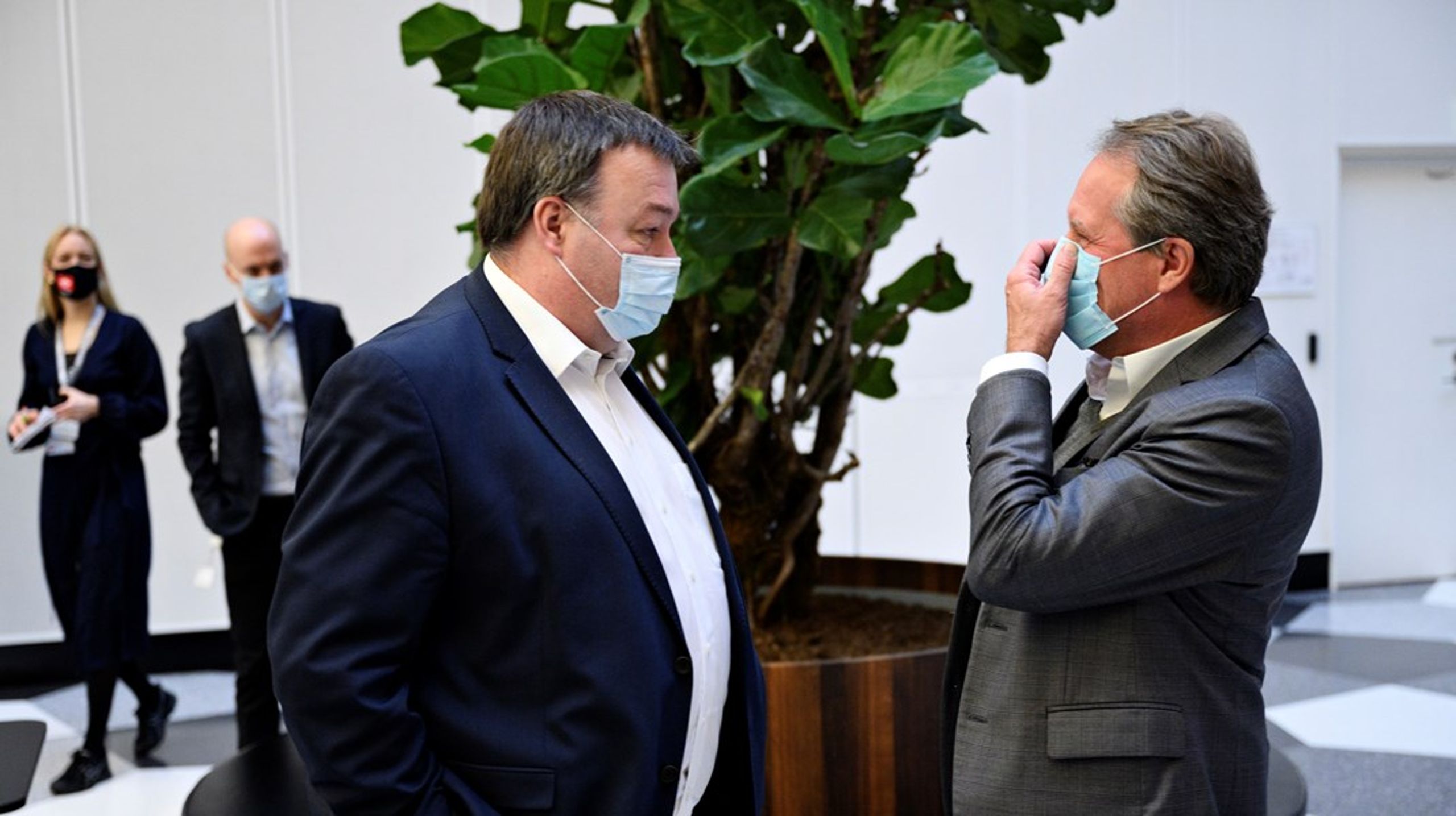 Lars Sandahl Sørensen og Claus Jensen til fælles pressemøde i Industriens Hus. De to besøgte Berlin i august forud for&nbsp;det tyske valg.
