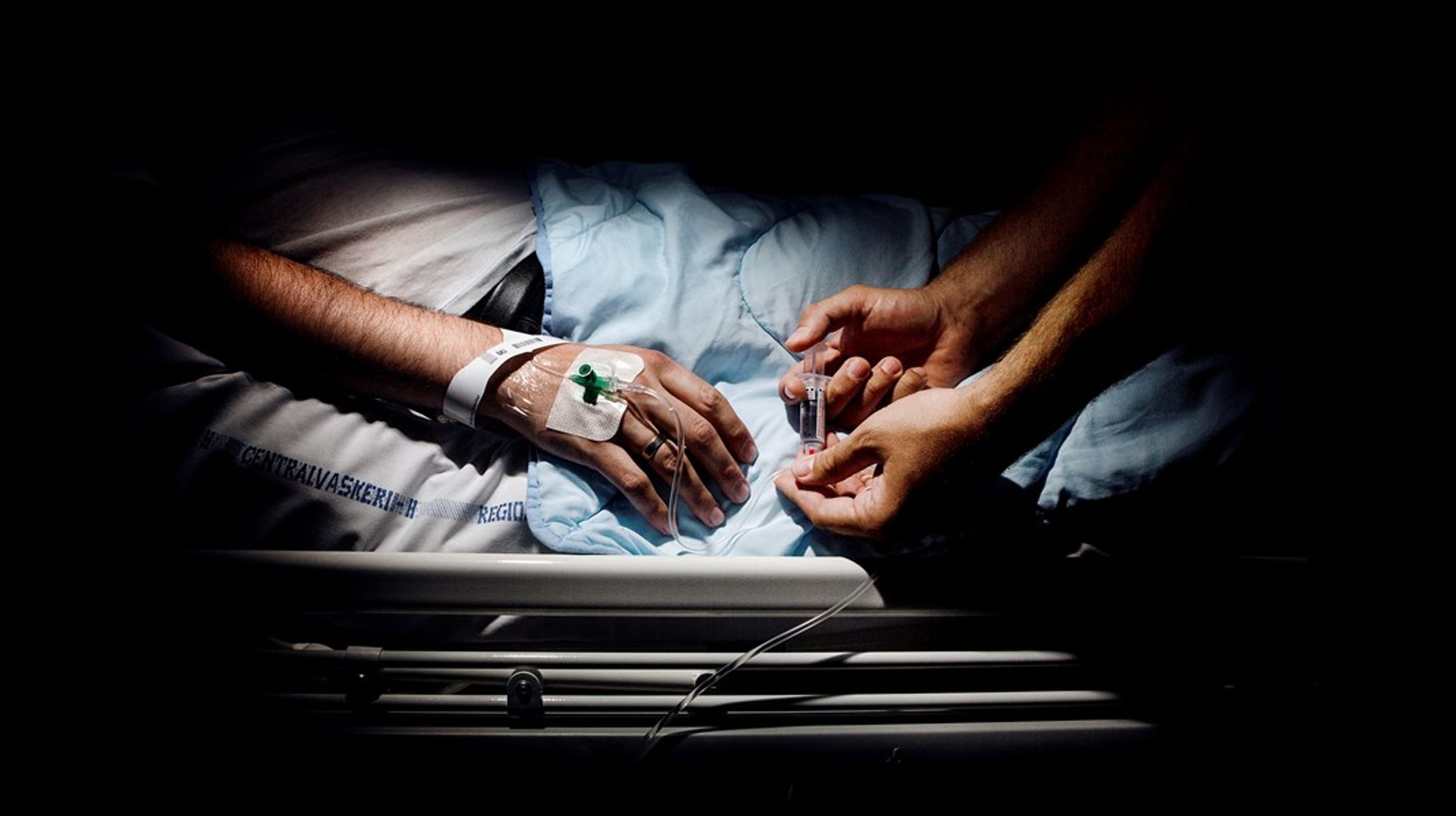 Når dialysepatienter ikke har&nbsp;mulighed for gæstedialyse, er de reelt stavnsbundet til deres lokale sygehus, skriver Michael Buksti.