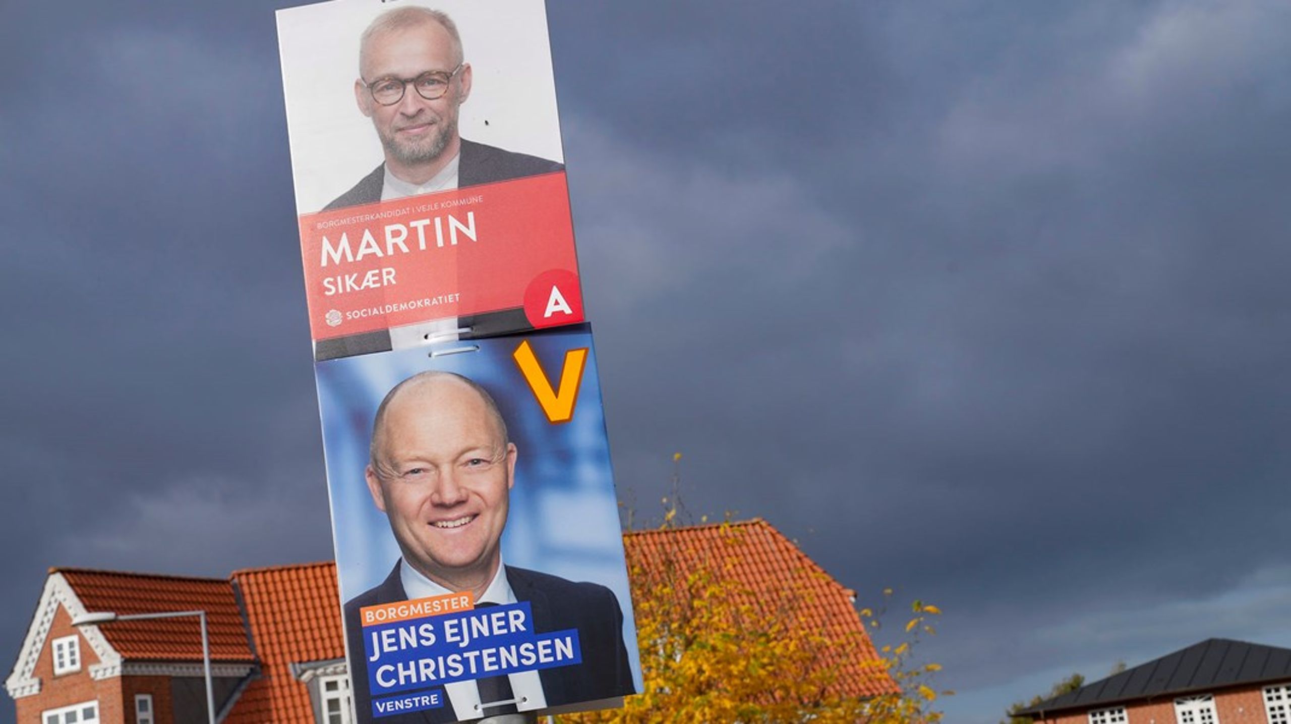 I Vejle Kommune udfordres den siddende borgmester, Jens Ejner Christensen, af&nbsp; socialdemokraten Martin Sikær, som har&nbsp;landspolitisk medvind. Magten kan skifte, lyder det fra erfaren Vejles mest erfarne politiske journalist.&nbsp;