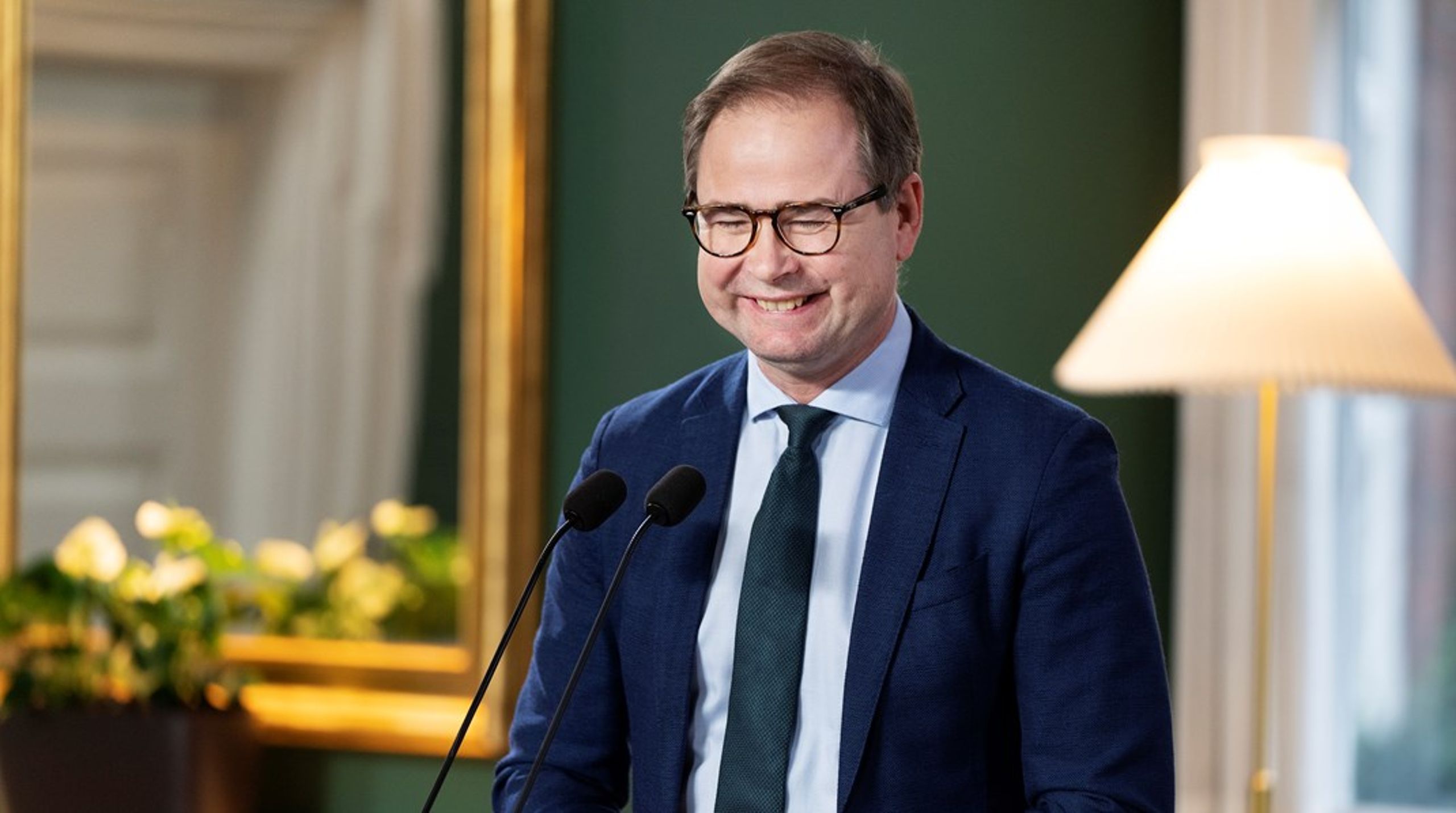 Finansminister Nicolai Wammen (S) skal få finanslovskabalen til at gå op.