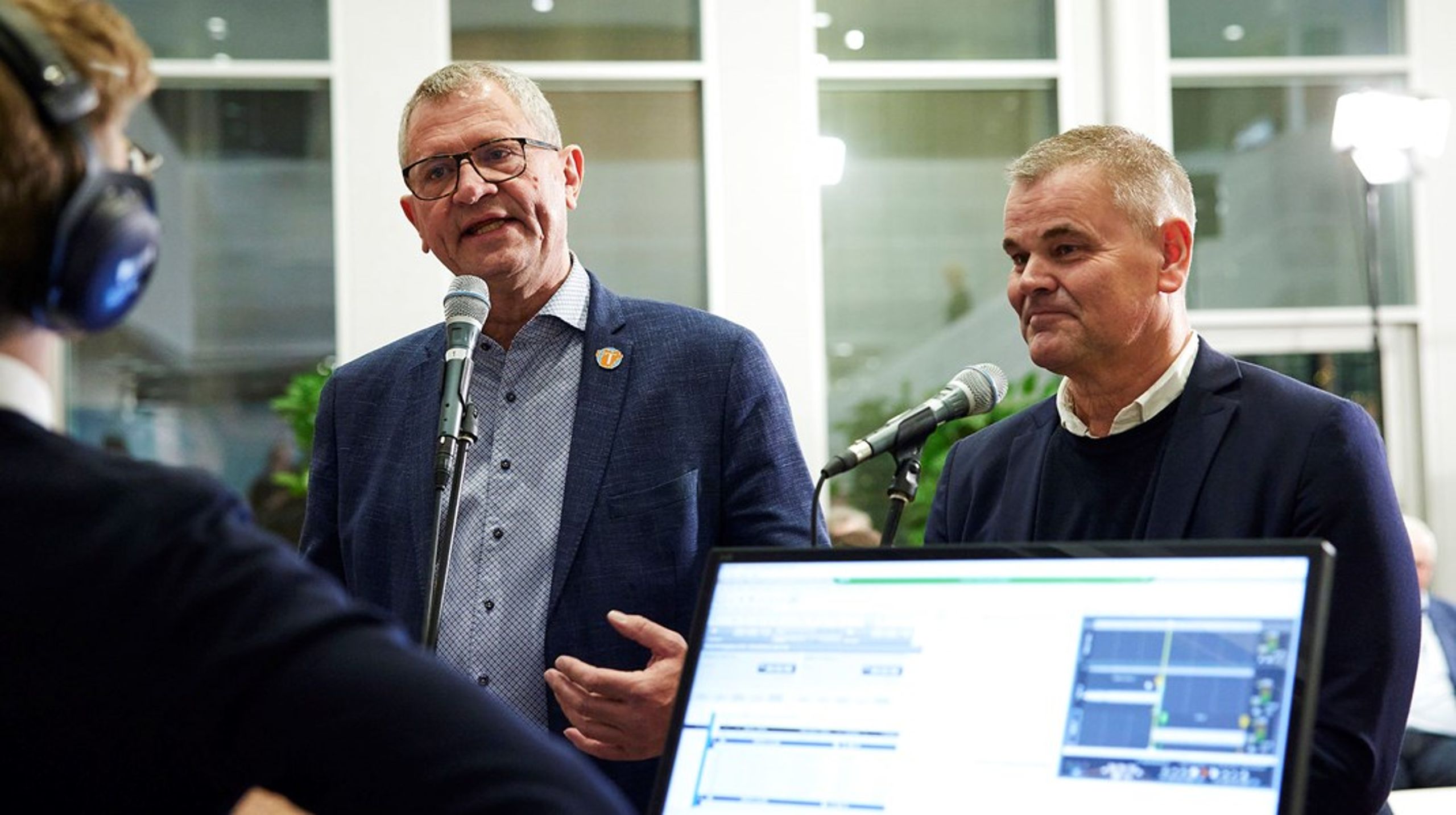 Blandt de landsdækkende partier fik Venstre den absolut største tilbagegang i Tønder Kommune, hvor den tidligere V-borgmester Henrik Frandsen (tv.) tog størstedelen af partiets stemmer med over til sine nye lokalliste, Tønderlisten.