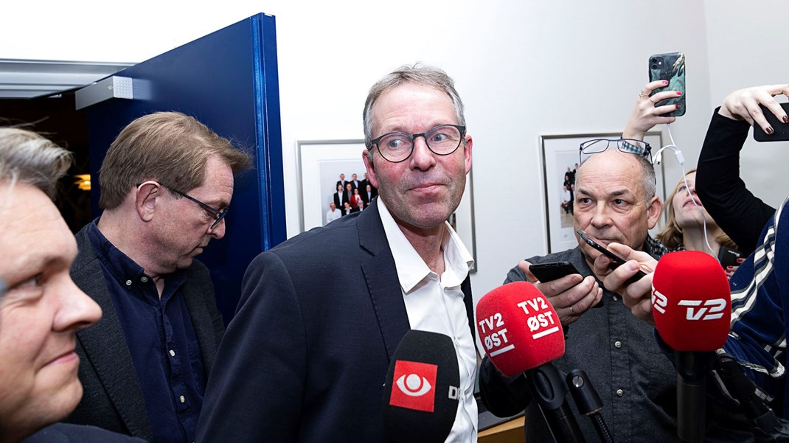 Slagelse Kommunes nye borgmester Knud Vincents (V) har som en af&nbsp;sine første handling besluttet at indstille kommunaldirektør Frank E. Andersen til afskedigelse med støtte fra et flertal i økonomiudvalget.