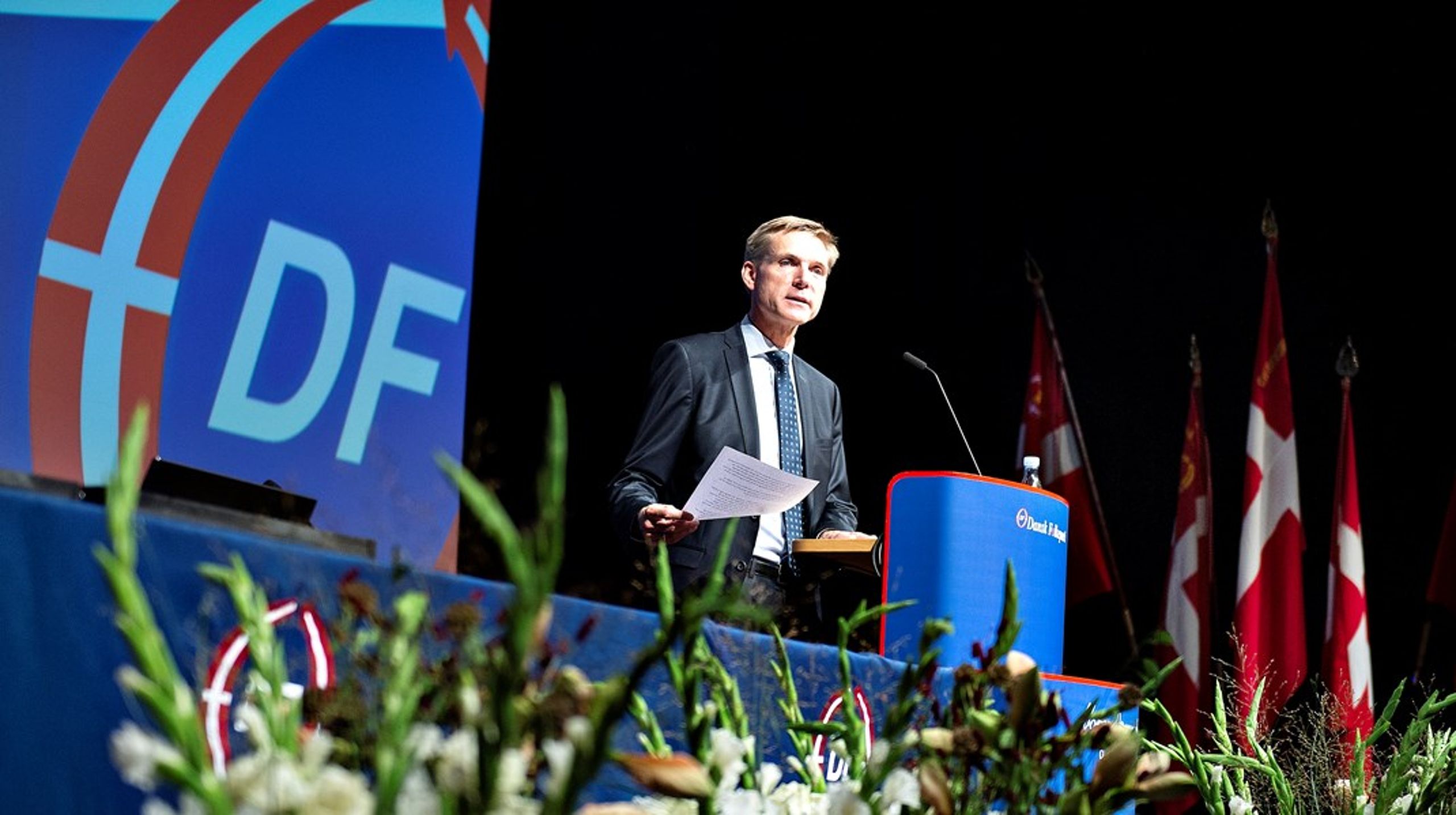 Kristian Thulesen Dahl har ansvaret for Dansk Folkepartis krise. Men skylden må deles med en del flere, herunder de fleste af hans interne kritikere, skriver partiets tidligere pressechef.