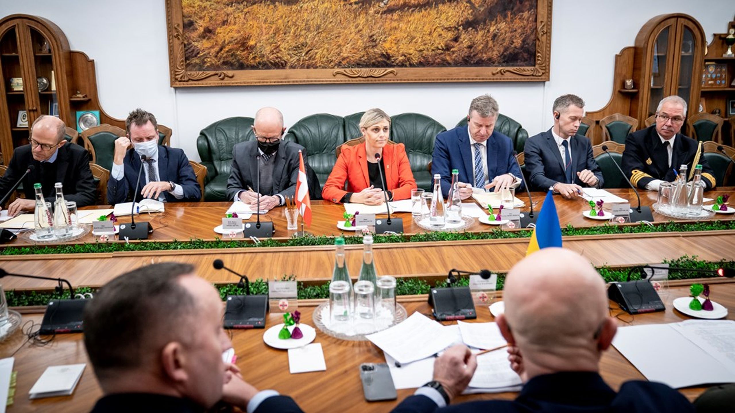 Forsvarsminister Trine Bramsen mødtes den 18. december med Ukraines forsvarsminister Oleksii Reznikov.