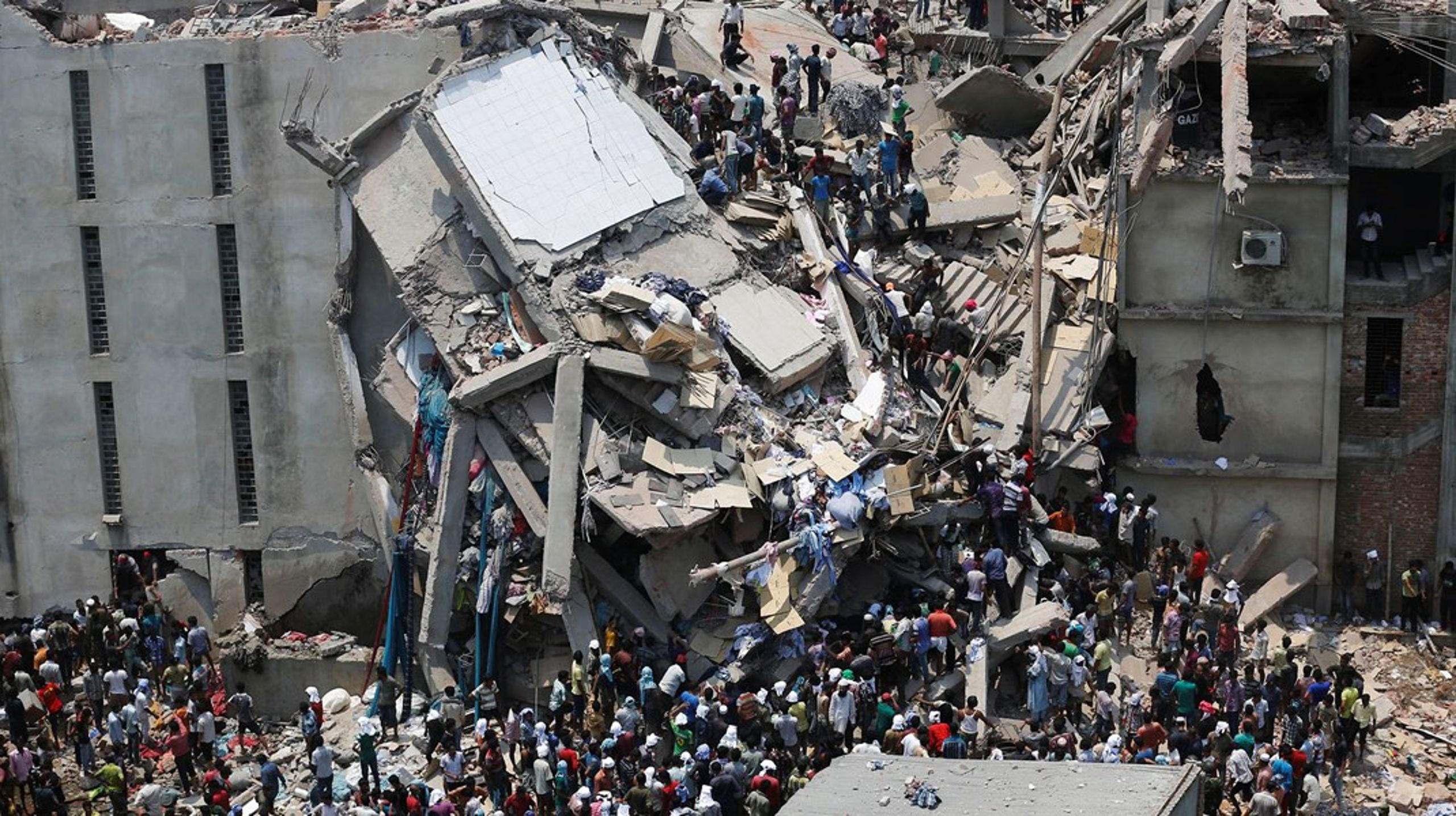 Over 1.100 mennesker døde, da Rana Plaza kollapsede i 2013. Tøjfabrikkerne i bygningen producerede for en lang række vestlige brands og kæder.