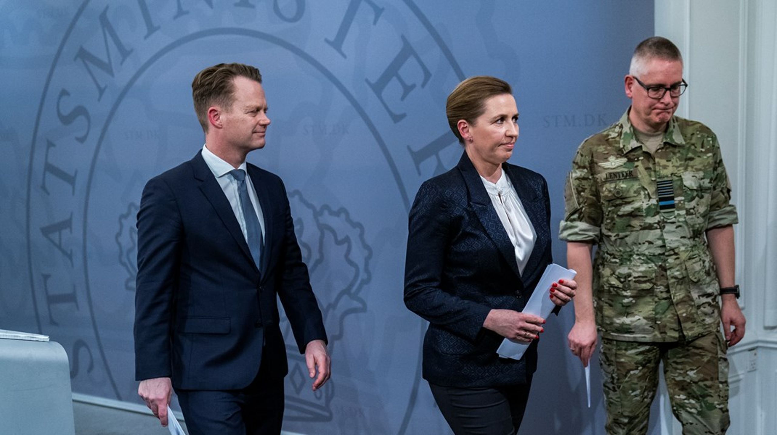 Regeringen bør allerede&nbsp;nu forberede en folkeafstemning om afskaffelse af det danske forsvarsforbehold, skriver Martin Lidegaard.