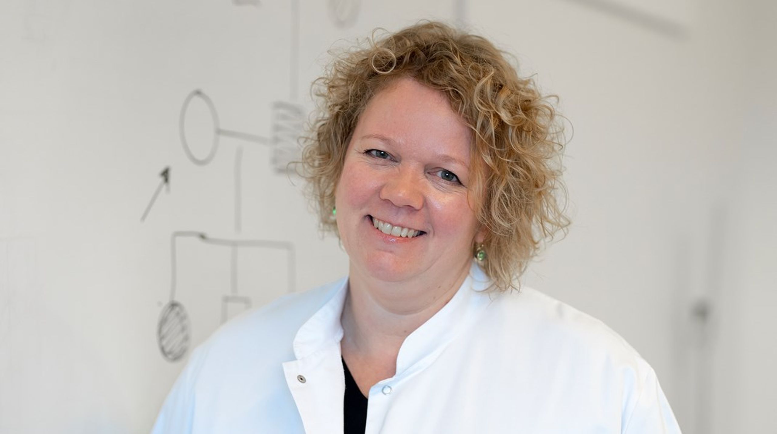 Anja Lisbeth Frederiksen er uddannet speciallæge i klinisk genetik.