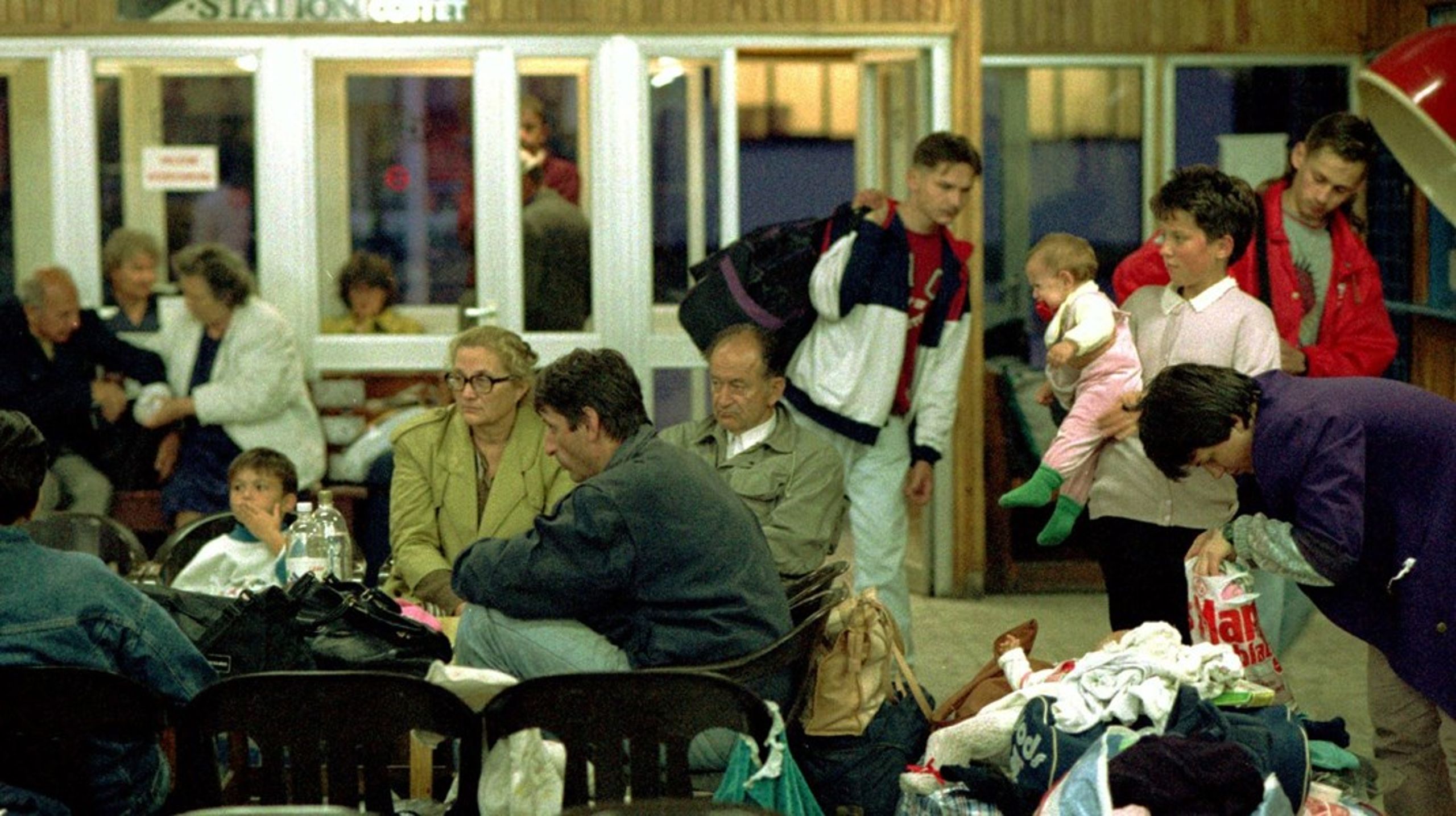 Særlig behandling af bestemte grupper&nbsp;flygtninge er ikke noget nyt.&nbsp;Her er det bosniske flygtninge i en dansk færgeterminal i 1993.