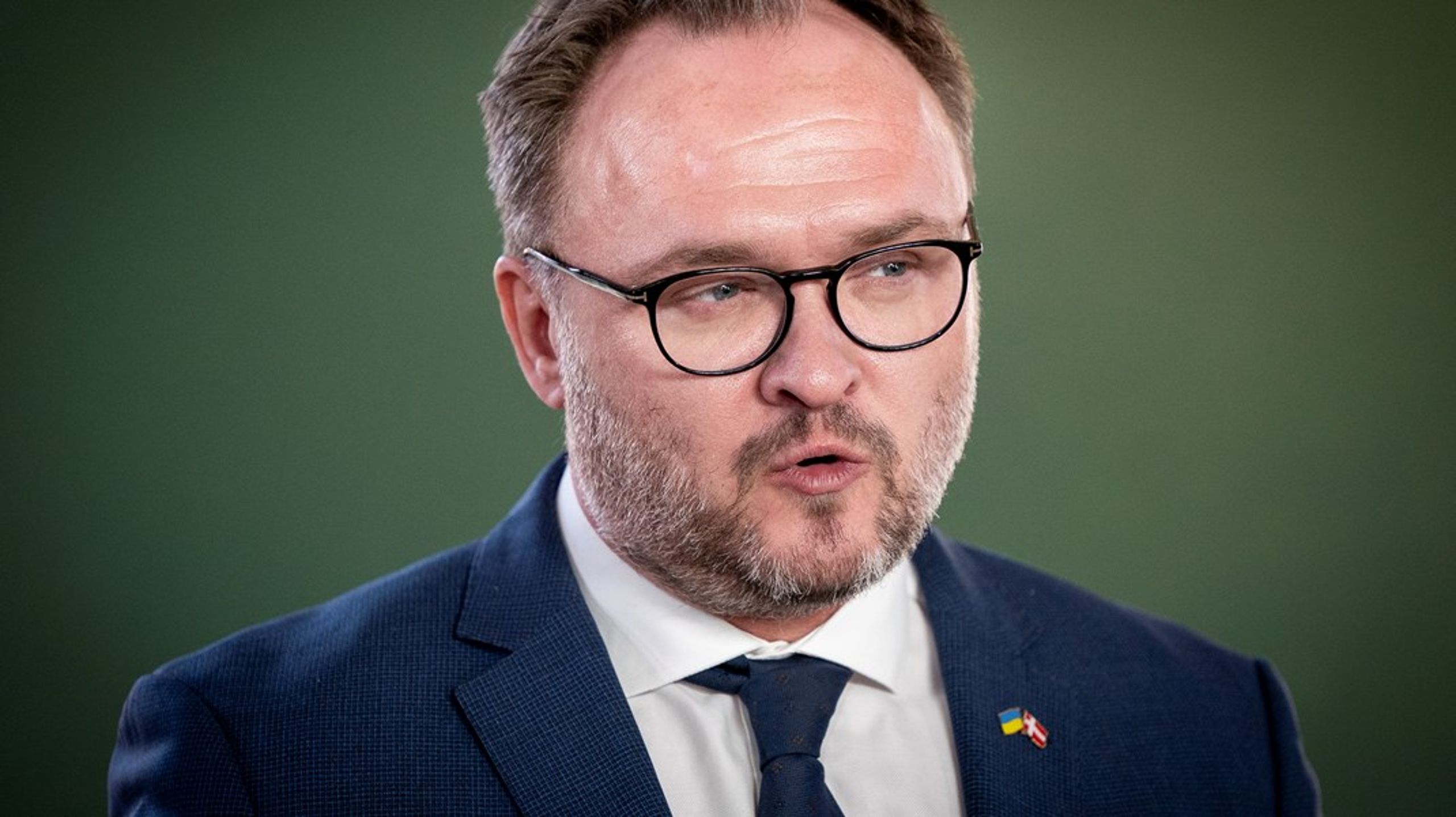 Klimaminister Dan Jørgensen har indkaldt kommuner til drøftelse om en hurtig udfasning af gas i boligopvarmningen.&nbsp;