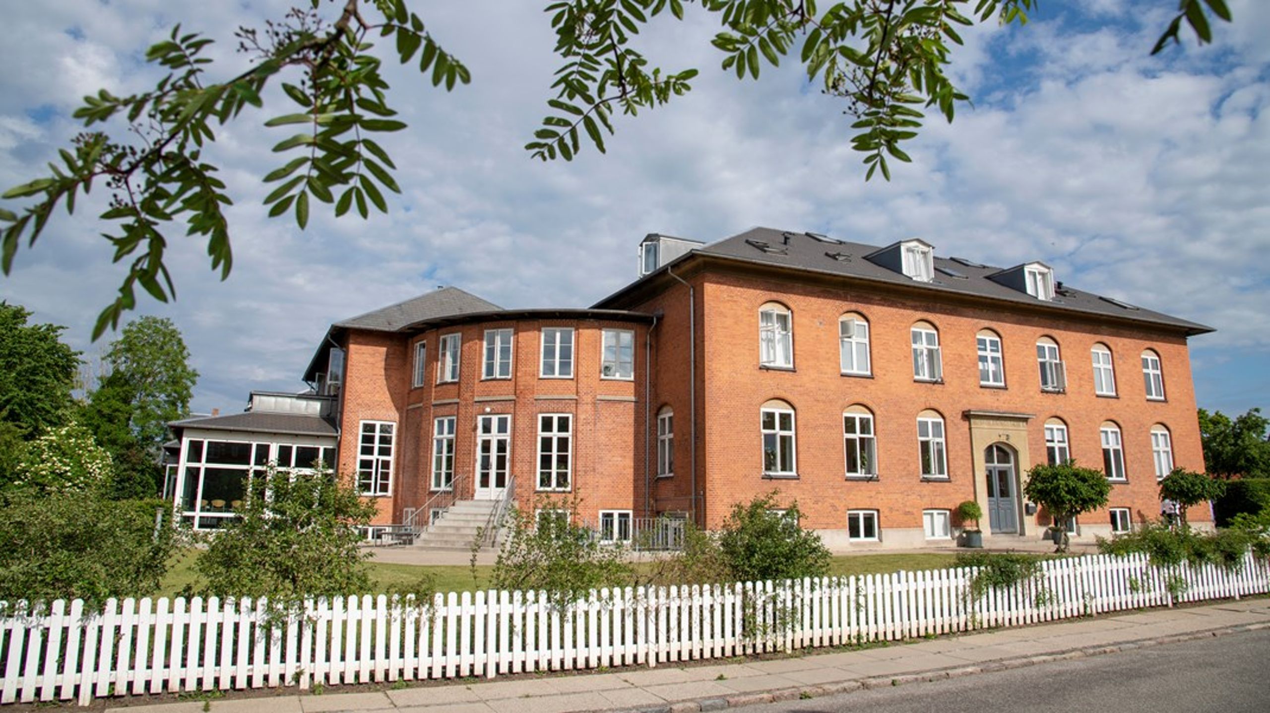 Sorø Fri Fagskole hviler på den historiske arv fra Sorø Husholdningsskole, der blev grundlagt i 1895. Først i 2015 skiftede skolen navn til Sorø Fri Fagskole.