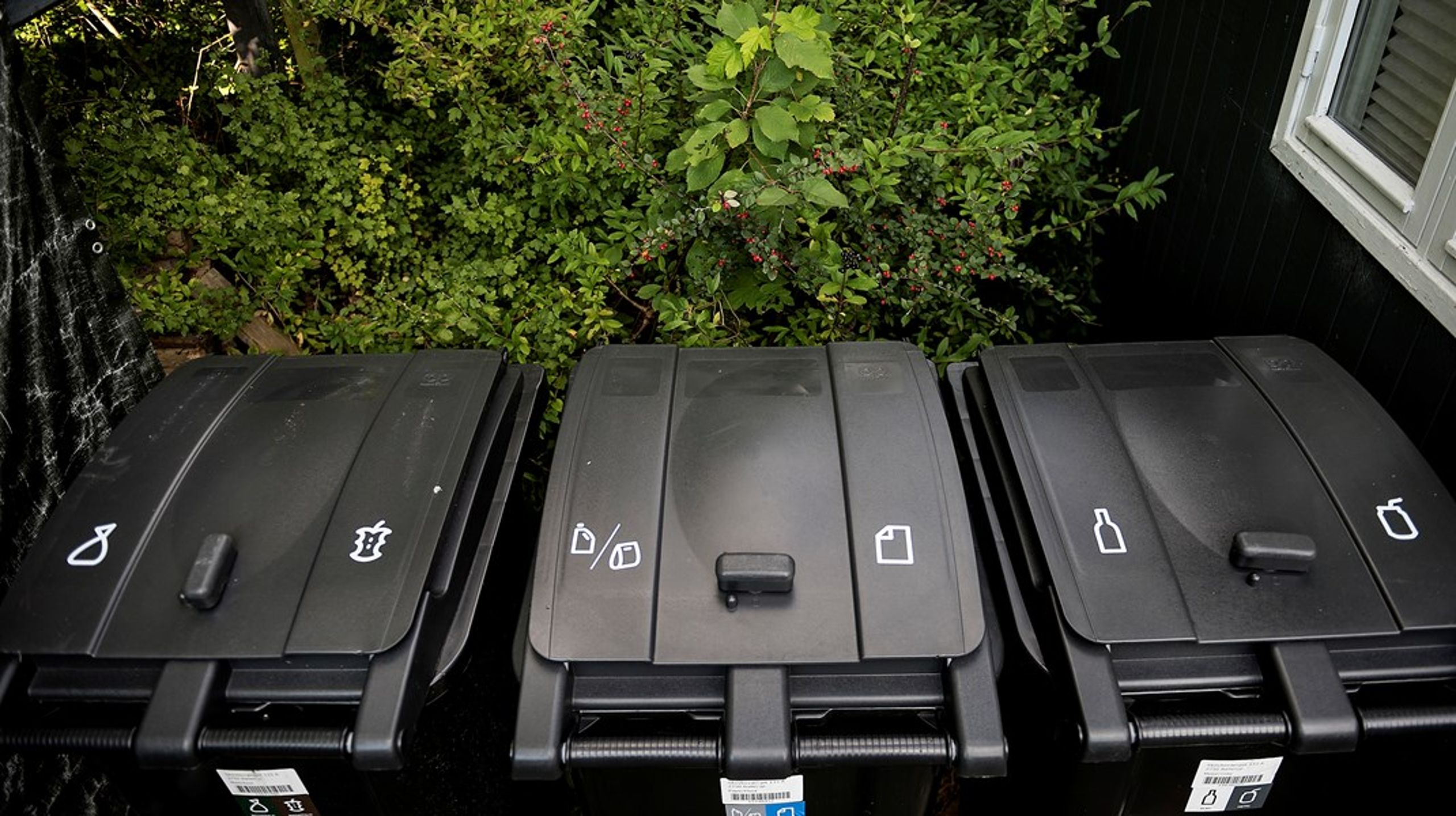 Et bredt flertal i Folketinget har besluttet, at alle skal affaldssorterer i ti fraktioner.