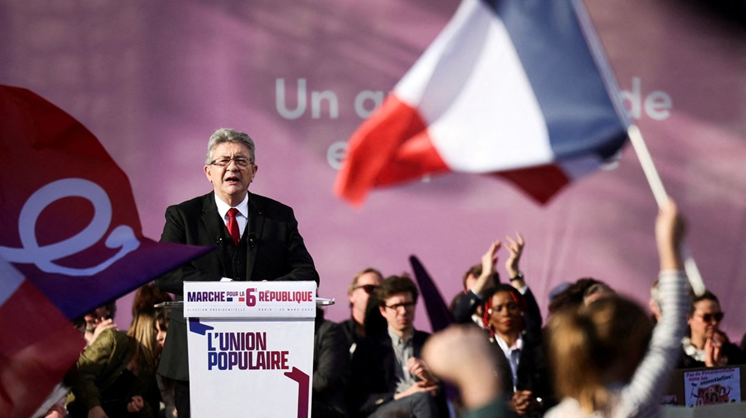 Alt tyder på, at Mélenchons venstreorienterede valgforbund bliver bliver den toneangivende opposition i den nye franske Nationalforsamling.