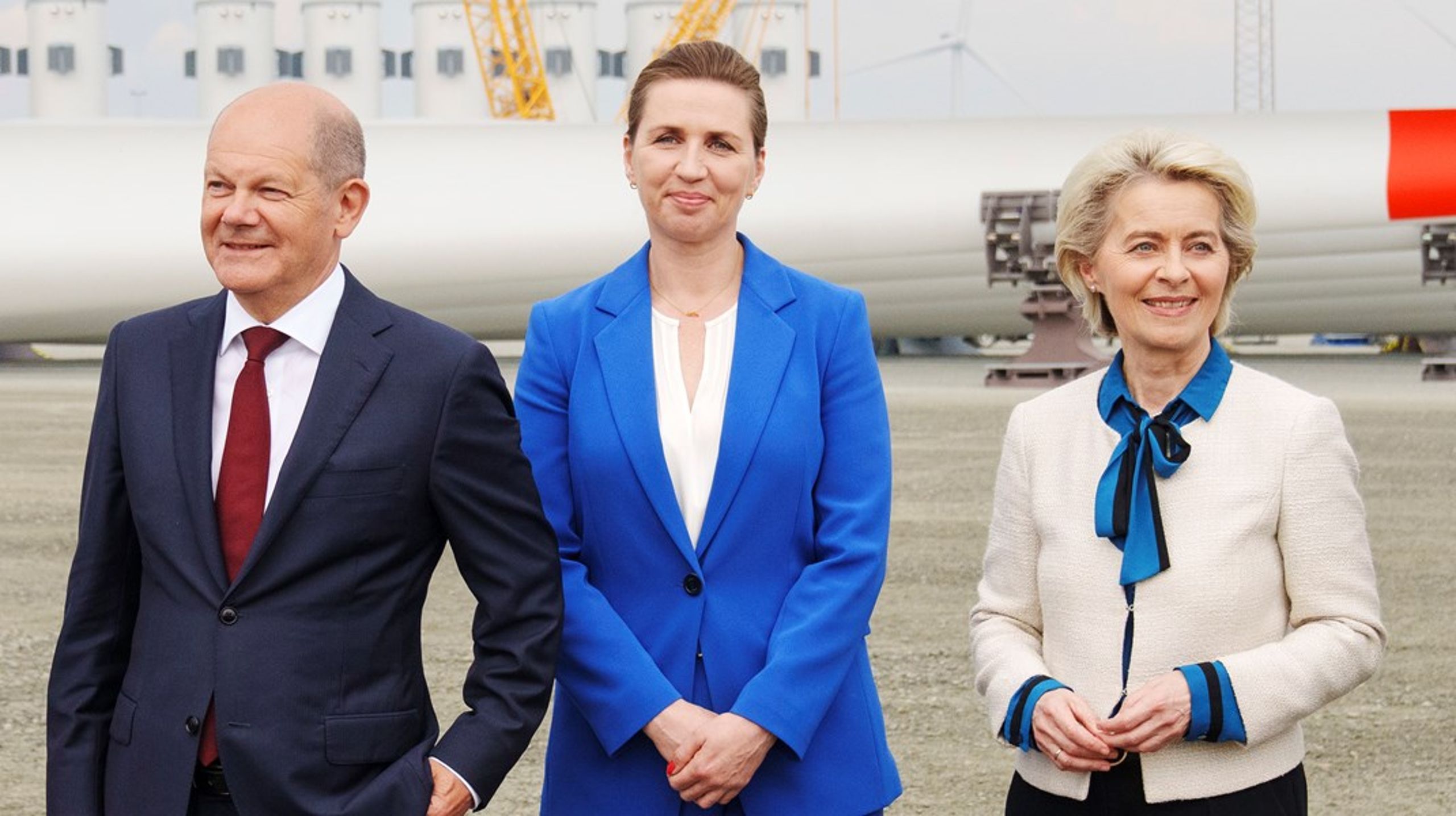 I foråret havde statsministeren også inviteret EU-Kommissionens formand,&nbsp;Ursula von der Leyen, og den tyske kansler, Olaf Scholz, til vindtopmøde i Esbjerg. Scholz har meldt afbud på Bornholm, men von der Leyen kommer.
