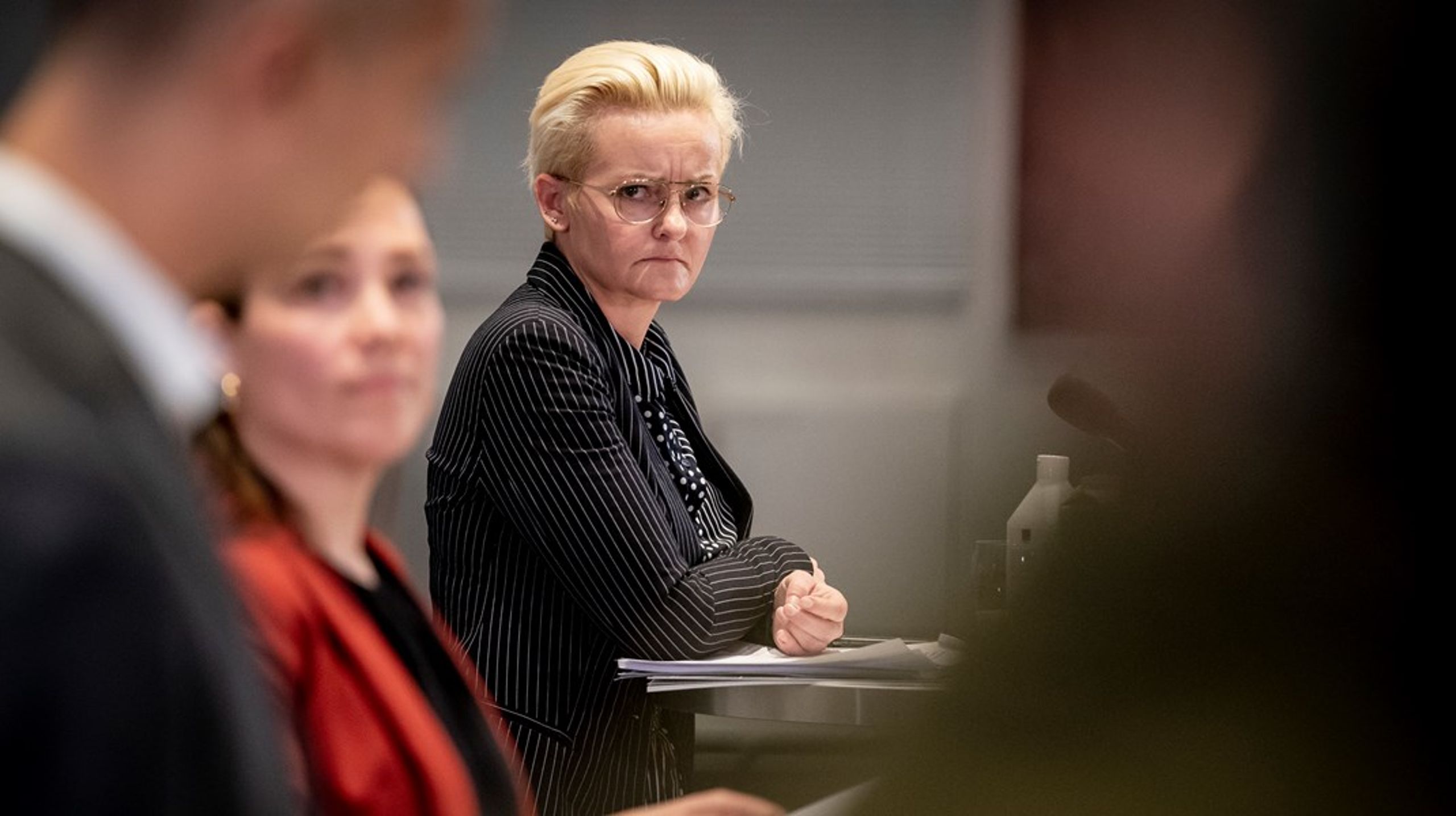 Social- og ældreminister Astrid Krag (S), børne- og undervisningsminister Pernille Rosenkrantz-Theil (S), da de i 2021 afholdte pressemøde om udspillet "Børnene Først".