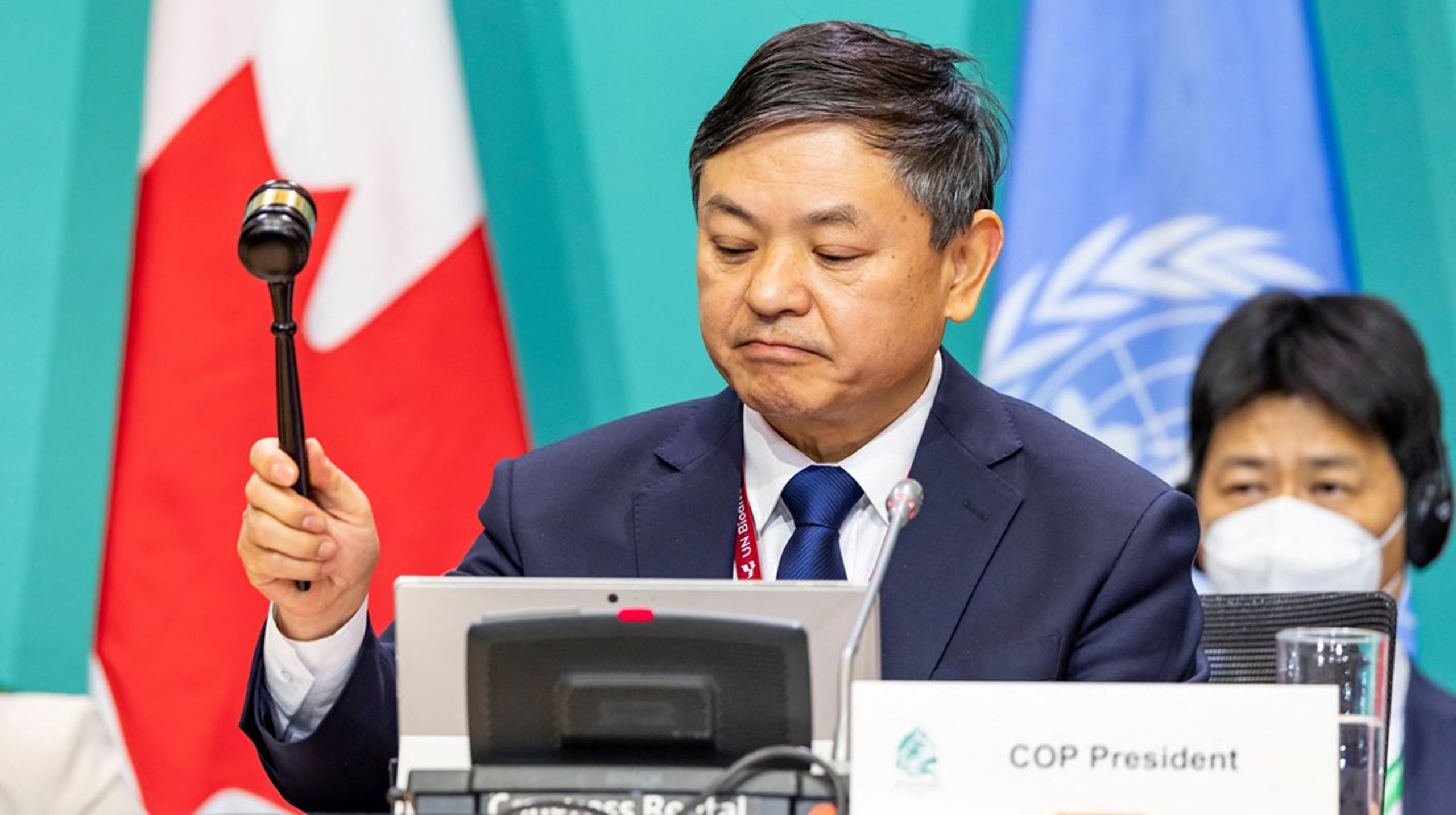 Kinas miljøminister Huang Runqiu, der også er formand for COP15-forhandlingerne kunne mandag morgen meddele, at en global naturaftale var faldet på plads.