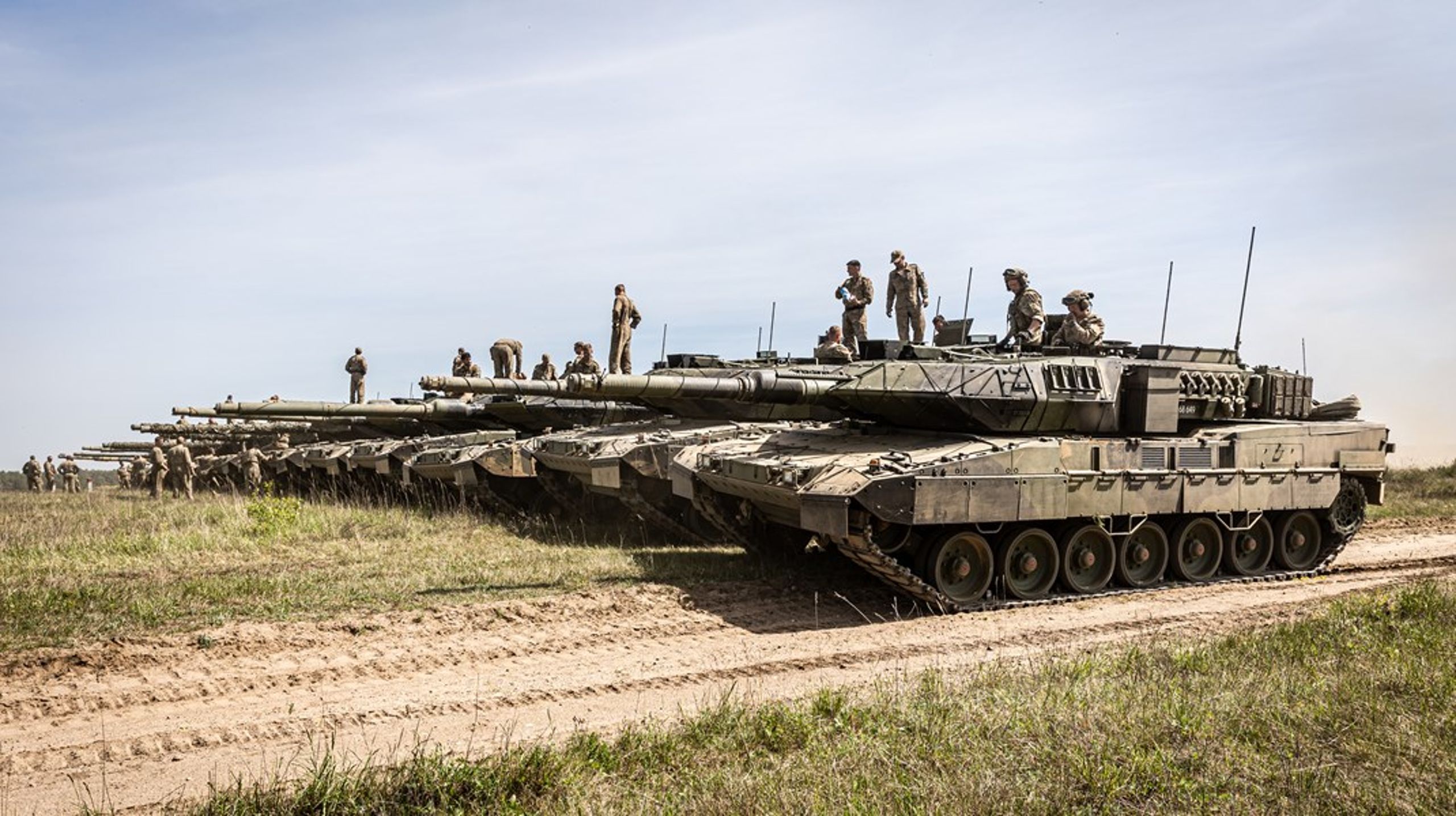 Danske Leopard 2A7-kampvogne på øvelse i Polen i maj 2022.
