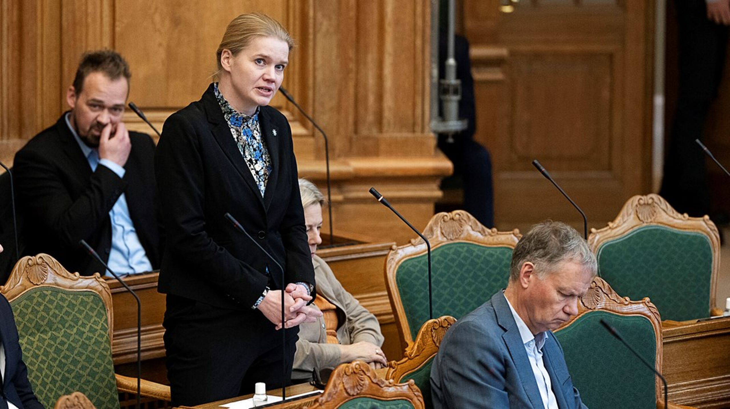 Marlene Harpsøe har siddet i Folketinget for Dansk Folkeparti fra 2007 til 2011 og igen fra 2015 til 2019. Nu er hun tilbage som repræsentant for Danmarksdemokraterne og ældreområdet som en del af sit ordførerportefølje.