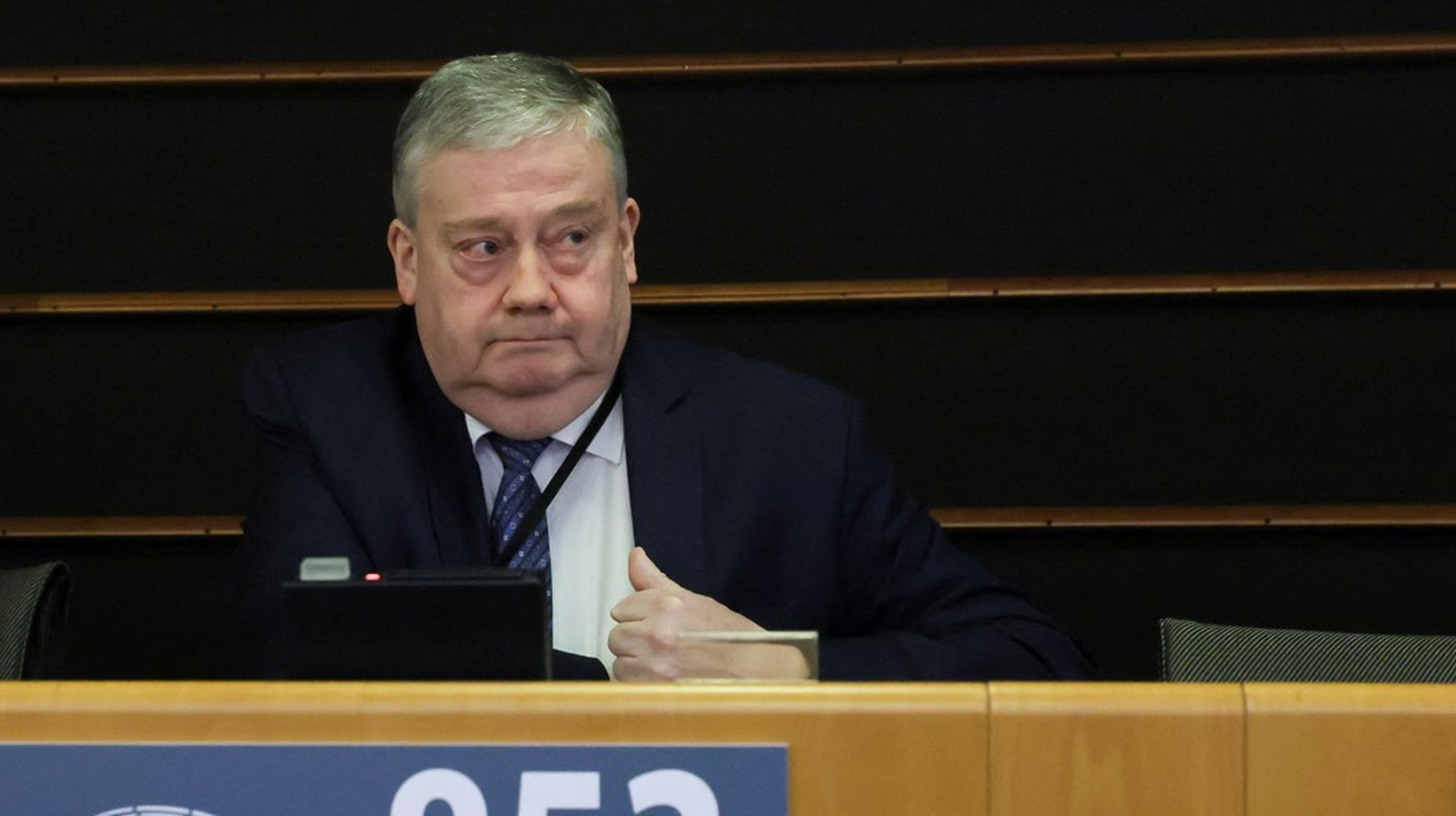 Belgiske Marc Tarabella er det andet medlem af Europa-Parlamentet, der bliver arresteret i forbindelse med undersøgelsen af&nbsp;Qatargate.