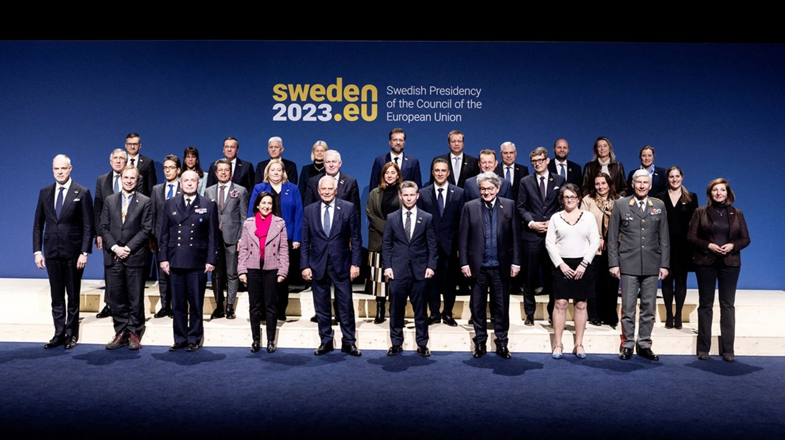 EU's forsvarsministre mødtes i Stockholm for at diskutere, hvordan de kan de fylde europæiske ammunitionslagre op igen, skriver&nbsp;Ditte Brasso Sørensen og Rasmus Egmont Foss.