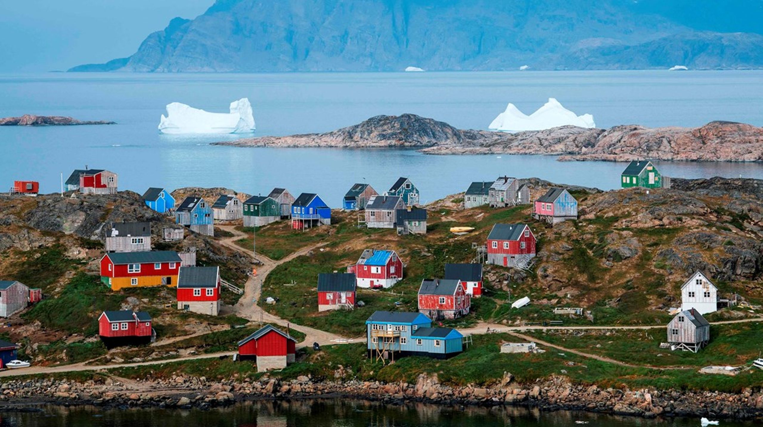 "Sammen med det øvrige Kongeriget Danmark, er Grønland medlem af Nato, som i disse år retter blikket mere mod Det Høje Nord," udtaler&nbsp;Vivian Motzfeldt.