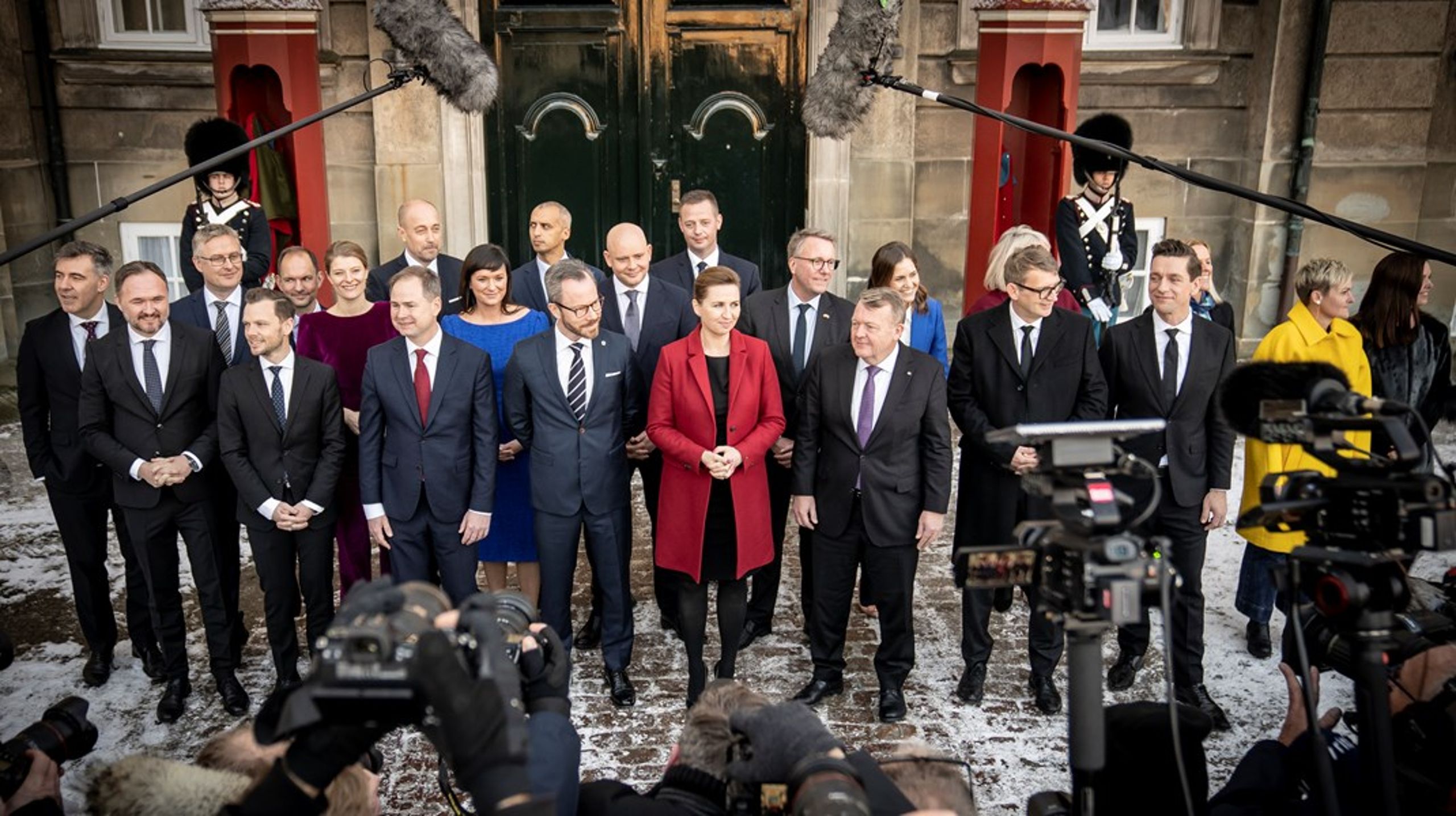 SVM-regeringen blev præsenteret på Amalienborg slotsplads den 15. december 2022, og har derfor siddet ved magten i over 100 dage.&nbsp;