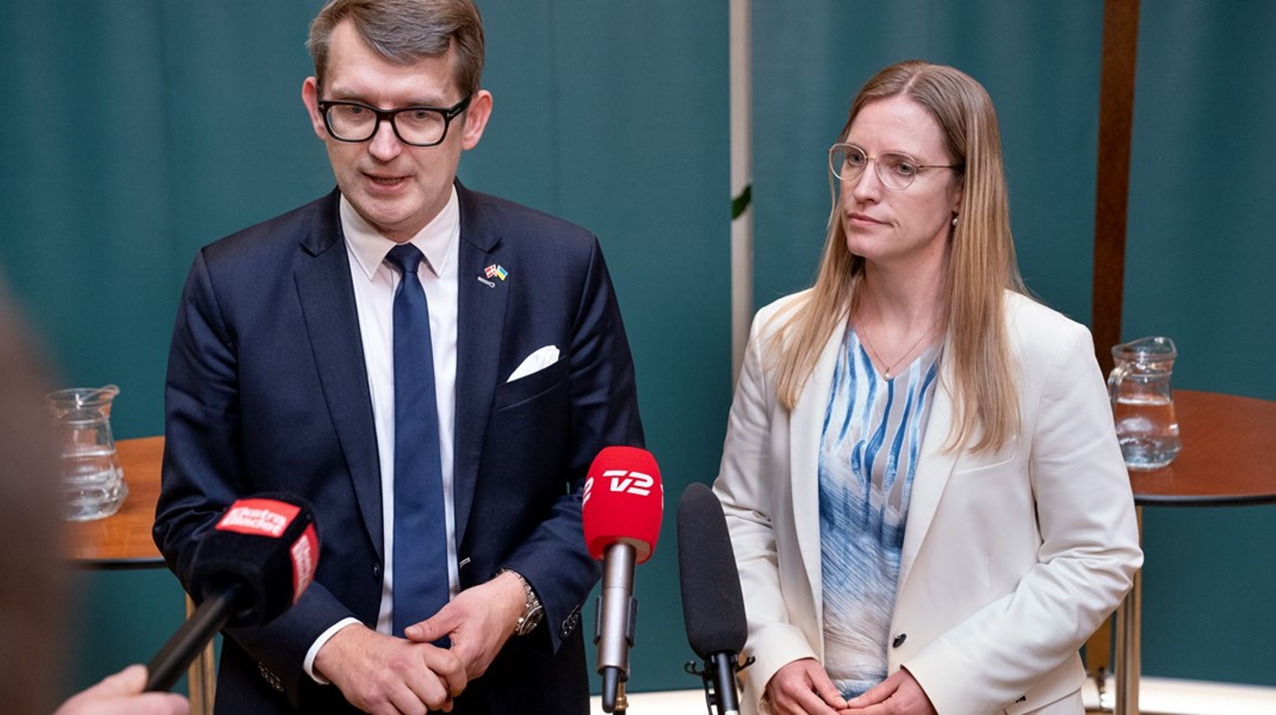 Troels Lund Poulsen og Stephanie Lose, der står i front for Venstre i formandens sygefravær, fremstår som bureaukratiske embedsmænd, der ikke kan vinde næste valg, skriver Poul Madsen.