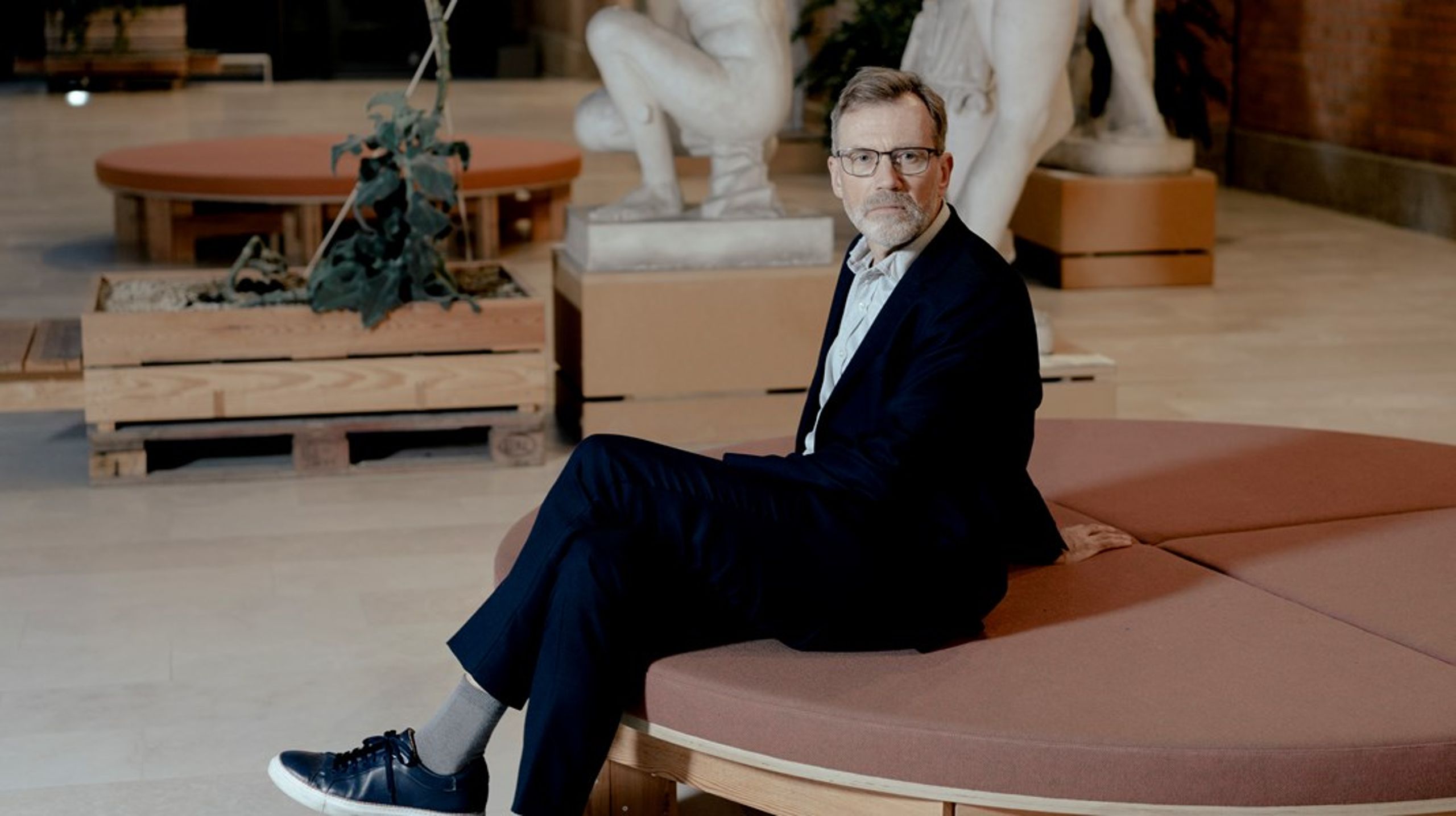 Mikkel Bogh, der netop er fratrådt stillingen som direktør for Statens Museum for Kunst, bliver en del af arbejdsgruppen.&nbsp;