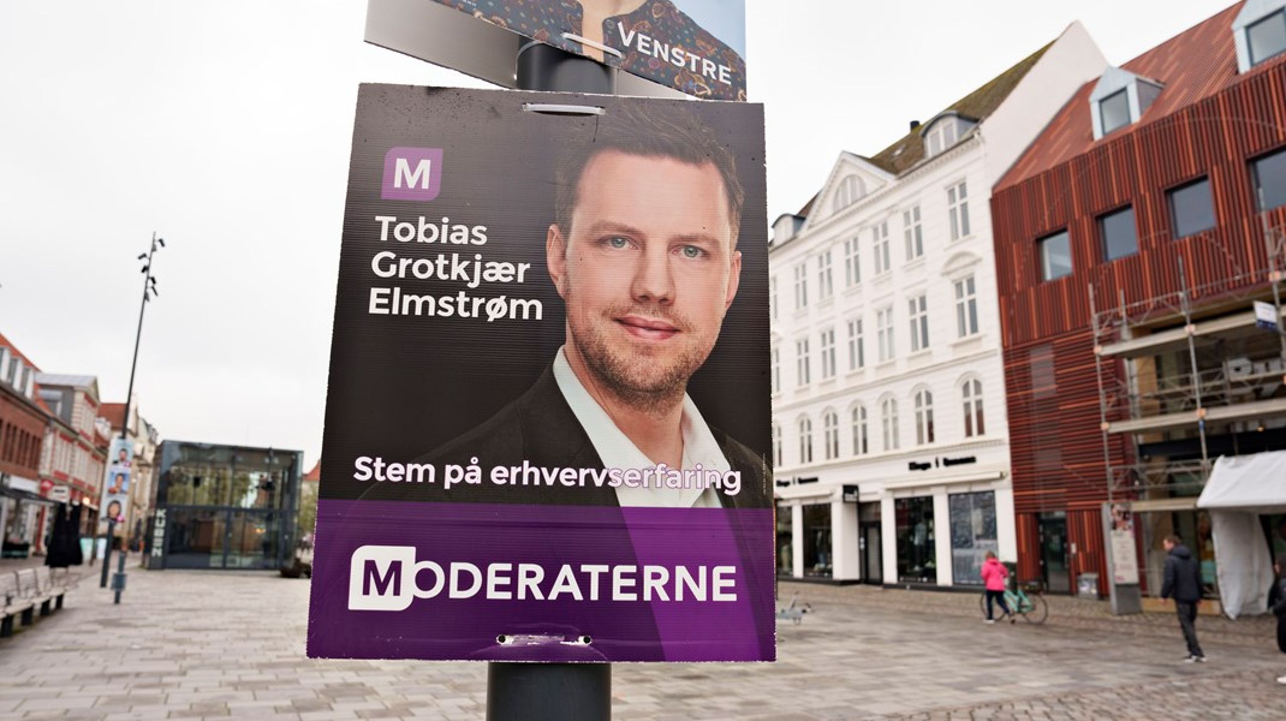 Moderaternes Rasmus Grotkjær Elmstrøm er tilbage i Folketinget efter endt barselsorlov.&nbsp;