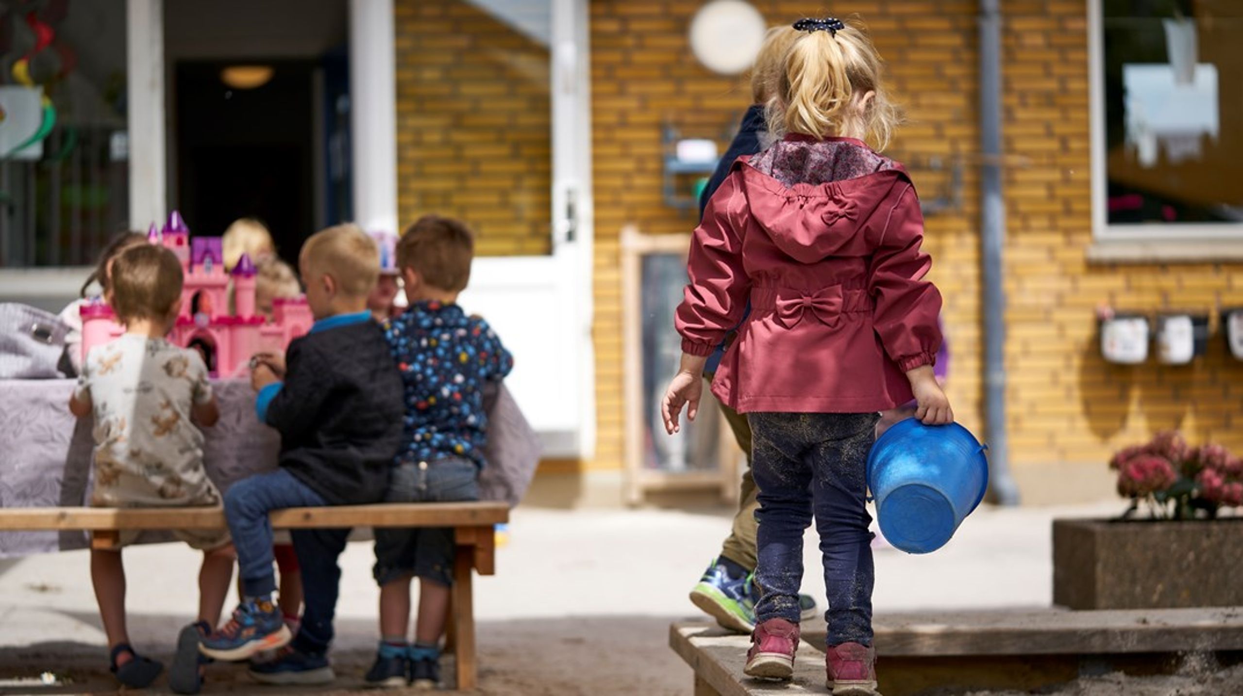 Pædagoger stopper, fordi de netop gerne vil være pædagoger. Arbejdet med børnene er så vigtigt for dem, at de ikke længere kan stå på mål for den praksis, der er mulig, som rammebetingelserne er i dag, skriver Anja Marschall.