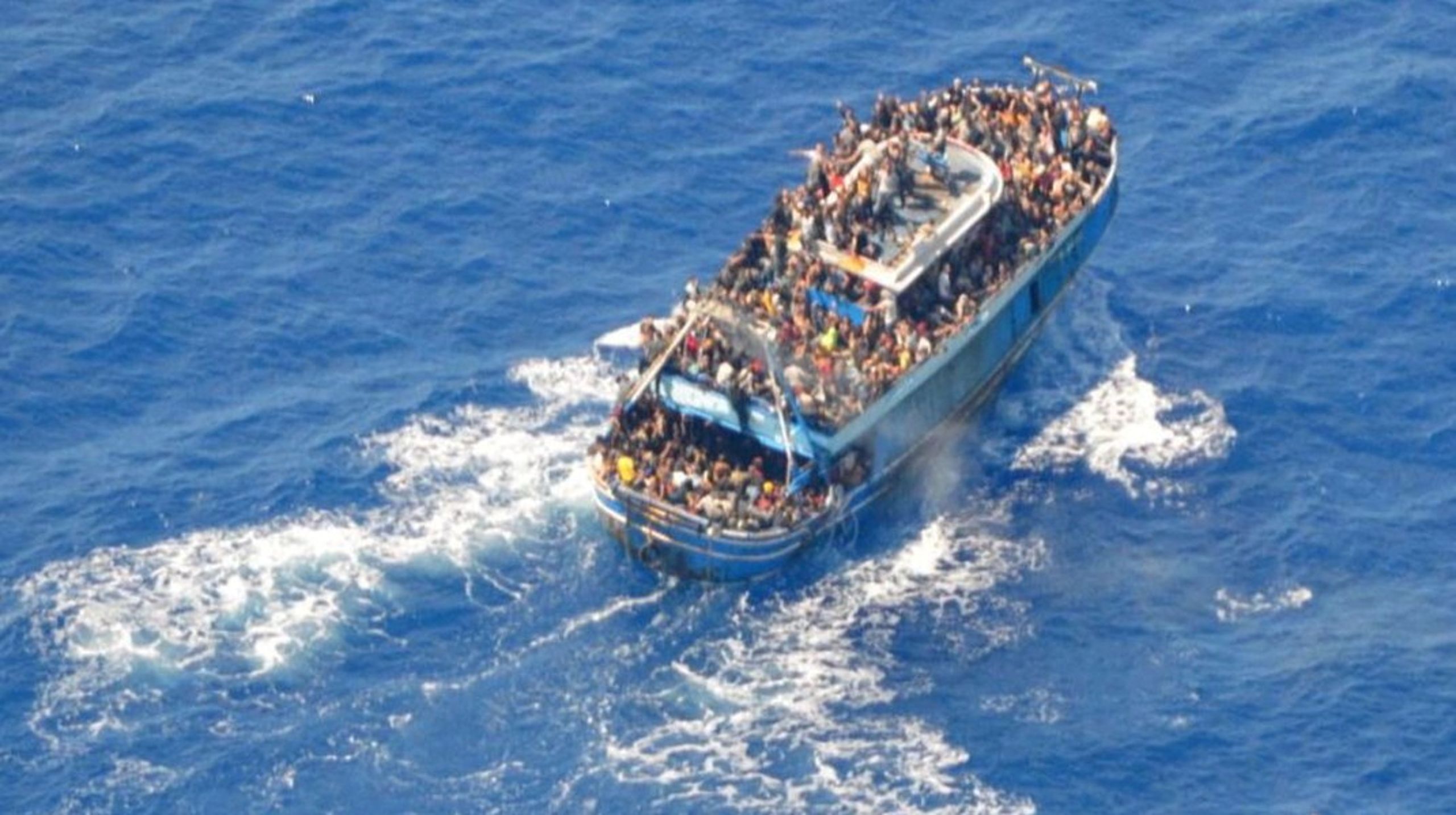 Det forlyder, at hen ved 750 mennesker var ombord på båden, og at op mod 500 kan have mistet livtet i forbindelse med Pylos-forliset, som fandt sted den 14. juni 2023 på Middelhavet ved Grækenlands kyst.&nbsp;