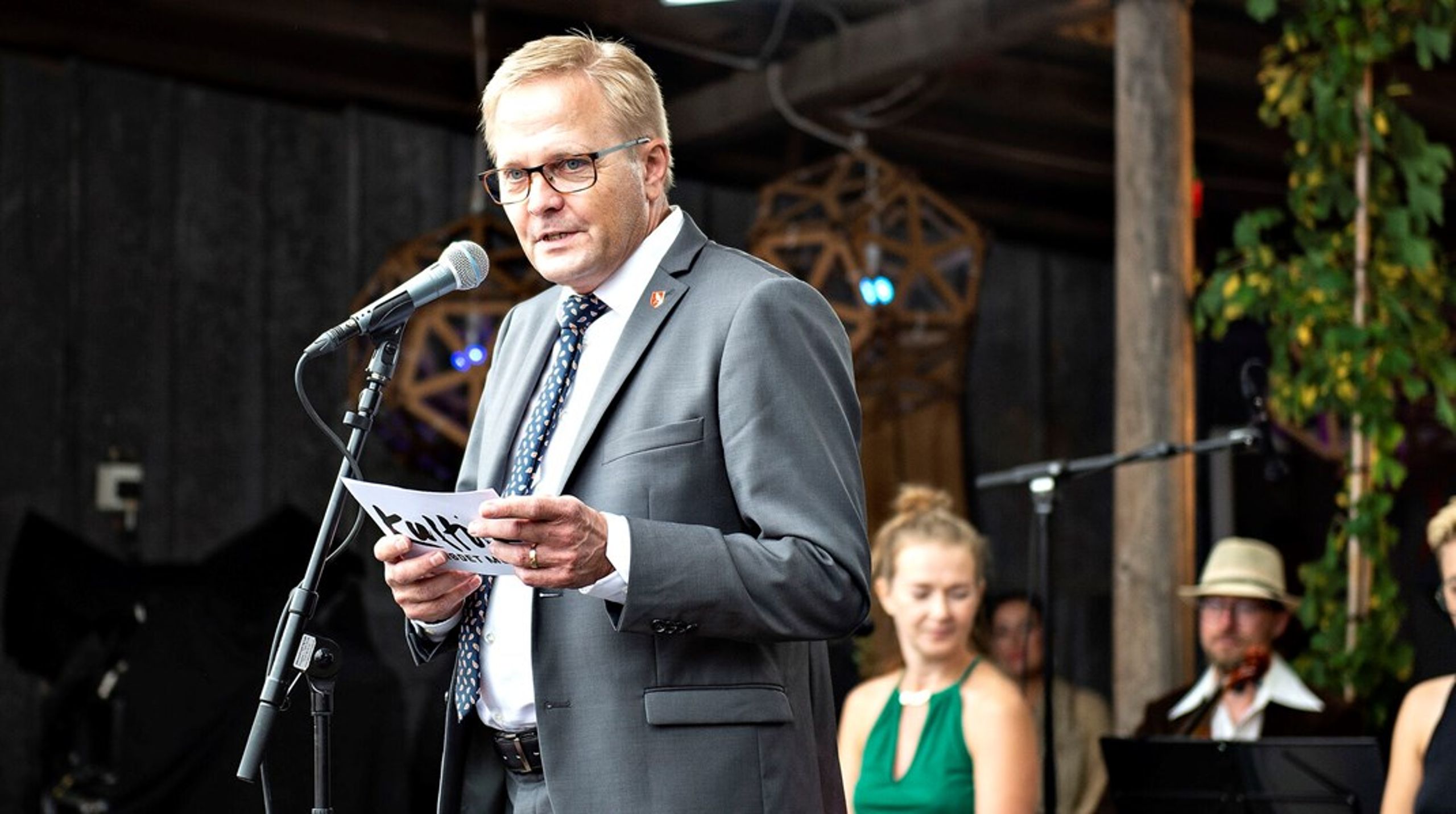 Morsø Kommunes borgmester Hans Ejner Bertelsen (V) er blandt de 37 ansøgere om statslig 'fattighjælp', som kan få kommunens budget 2024 til at hænge sammen.<br>