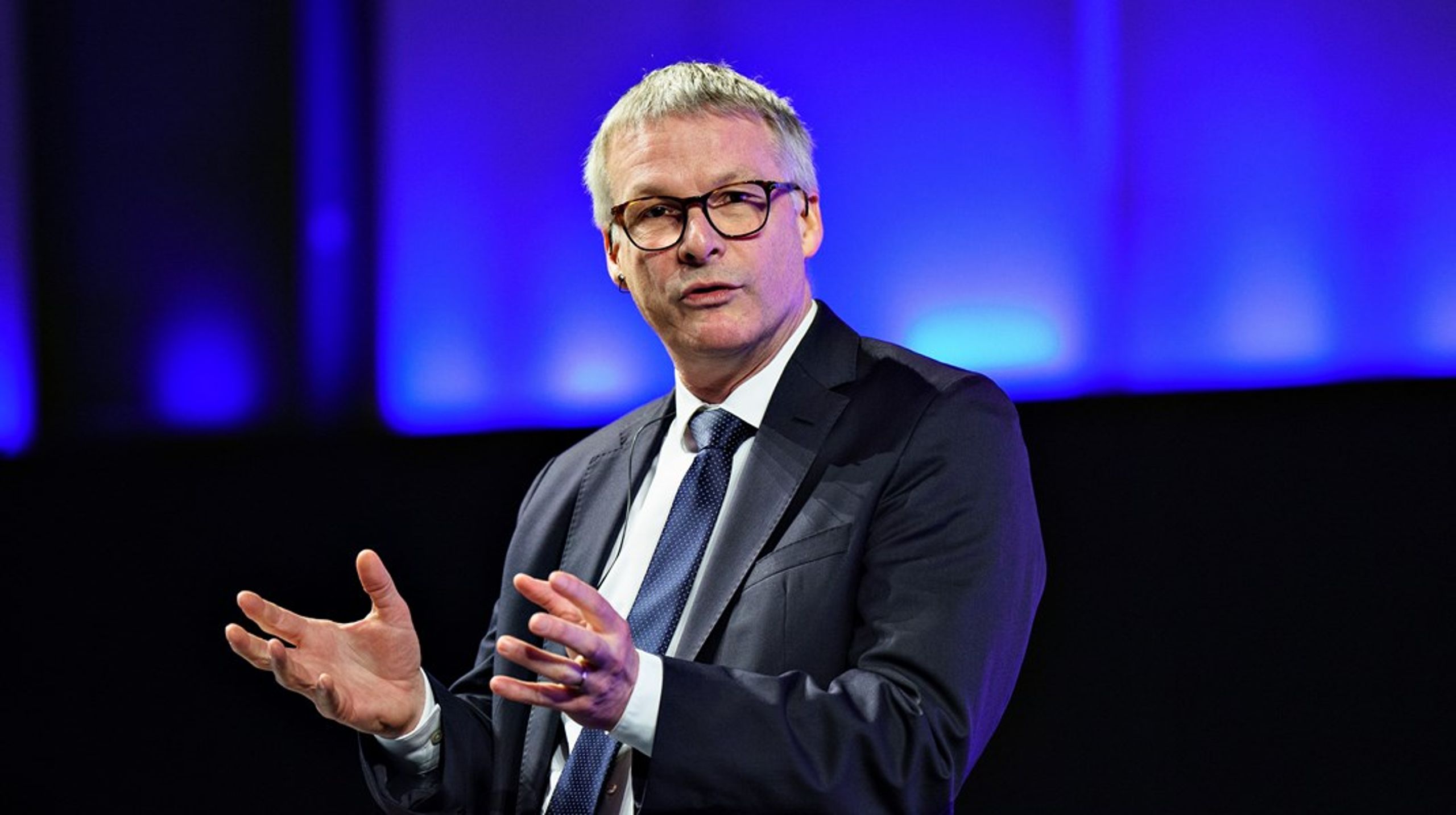 Jeppe Tranholm-Mikkelsen er som departementschef i Udenrigsministeriet strøget direkte ind på en tredjeplads over de bedst betalte embedsmænd. Han kom fra en stilling som generalsekretær for Rådet for Den Europæiske Union.