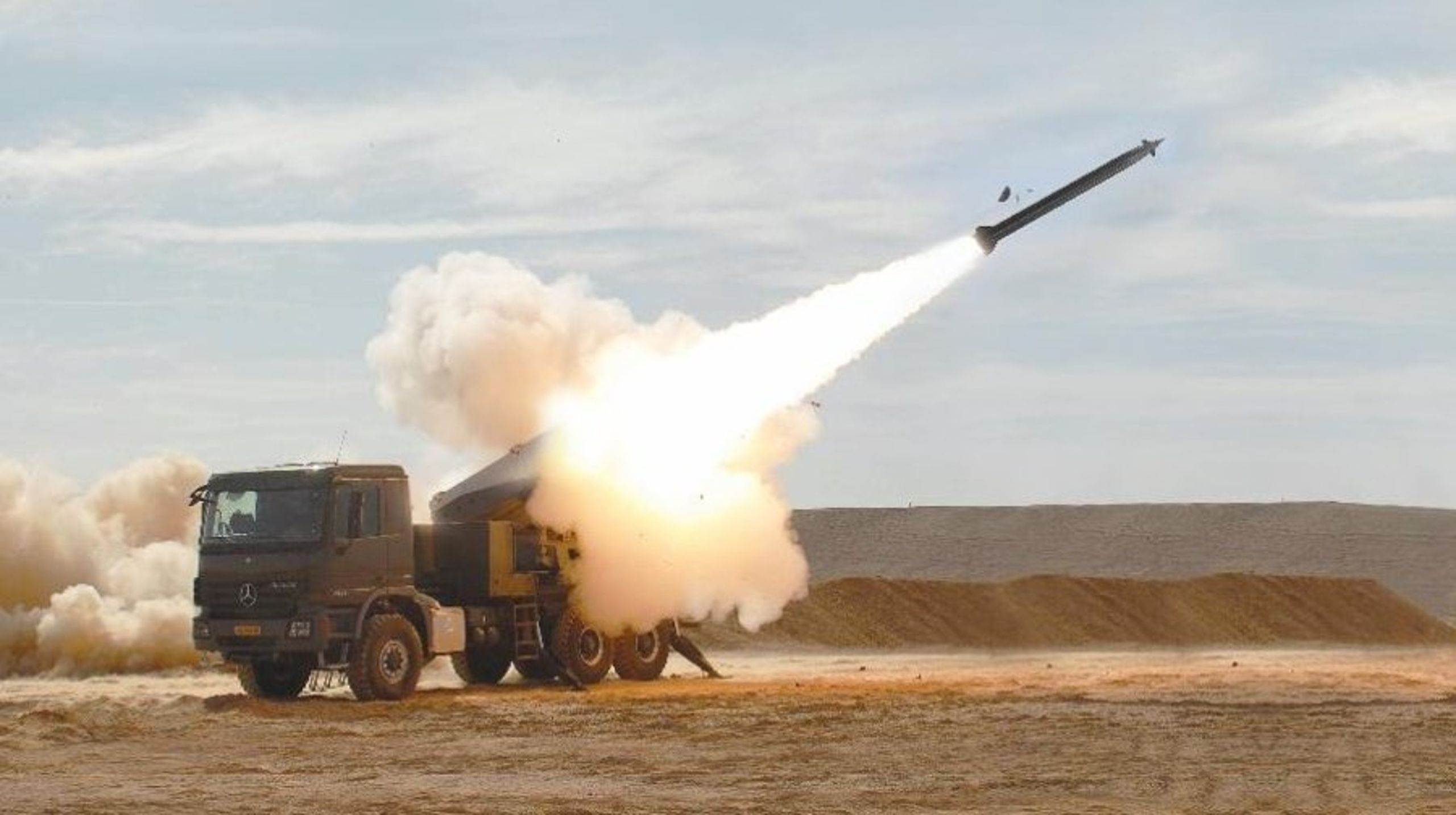 I januar købte Danmark artilleri og raketkastere som denne fra israelske Elbit Systems for i alt 1,74 milliarder&nbsp;kroner.