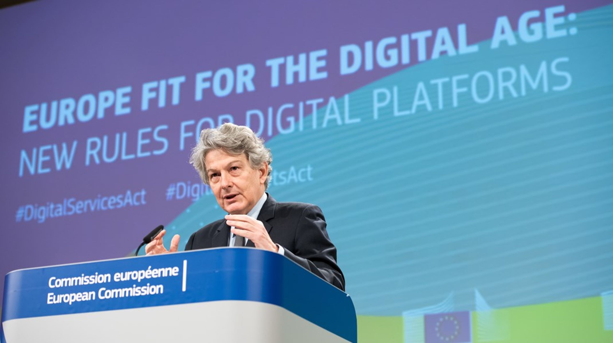 Thierry Breton, EU-kommissær for det indre marked, præsenterede Kommissionens forslag til nye digitale regler for EU allerede i 2020. Nu er der udpeget seks "gatekeepere".