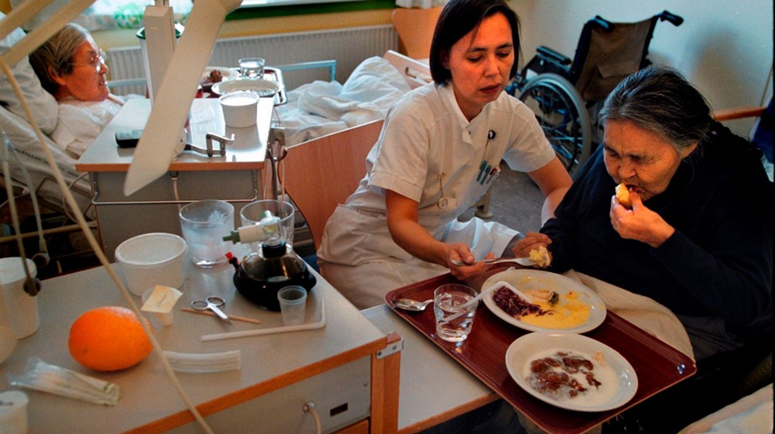 "Det gør jeg aldrig igen," siger den danske sygeplejerske "Anna" om at tage en fast stilling på et grønlandsk hospital. Mangel på fast personale er et af hovedproblemerne i landets sundhedsvæsen. Det er ikke "Anna" på billedet, men arkivfoto.