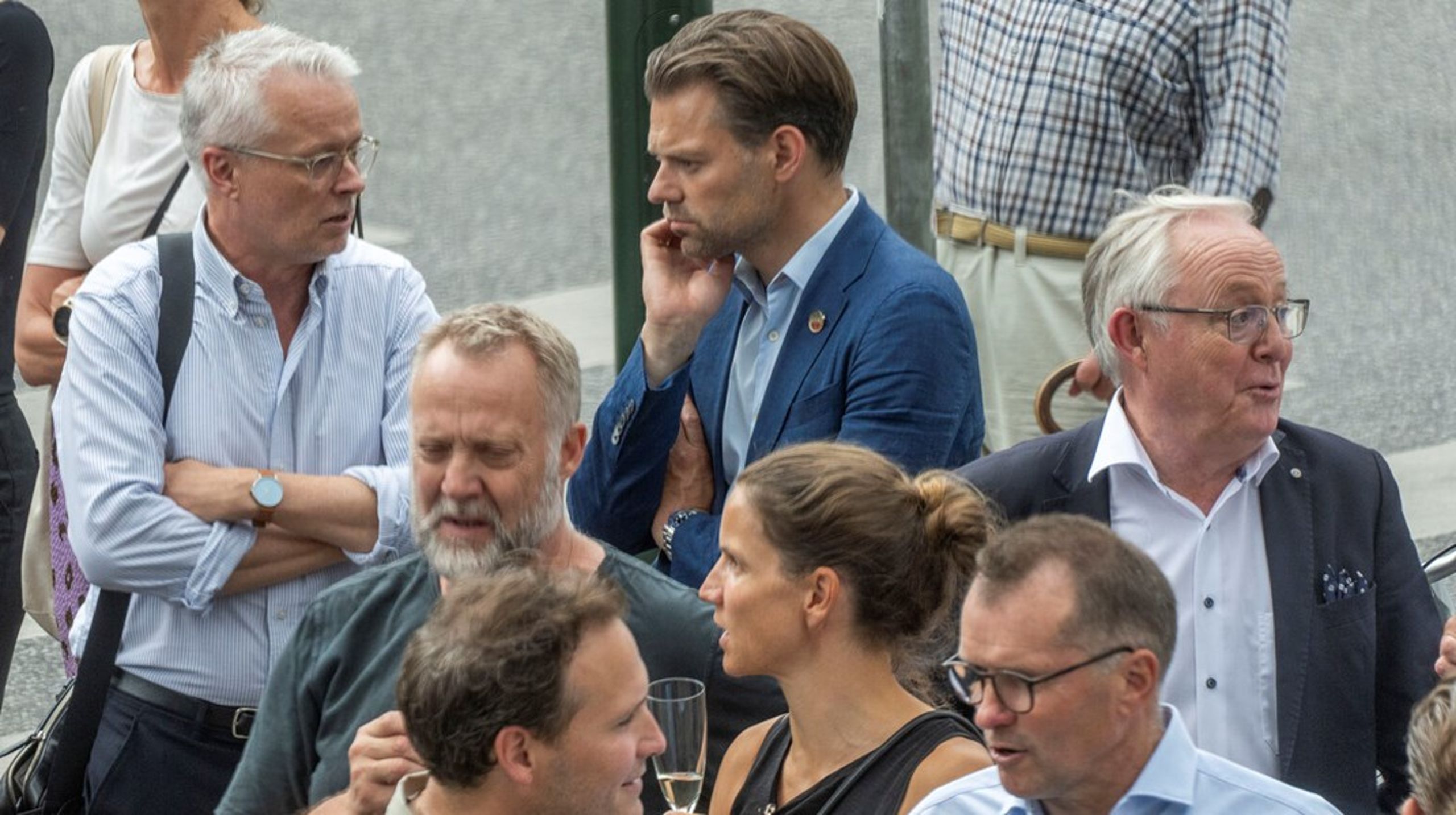 Frederiksbergs borgmester Michael Vindfeldt (S) (<i>i midten red.</i>) står for andet år i træk i spidsen for et budget med en markant skattestigning uden tilladelse fra staten.<br>