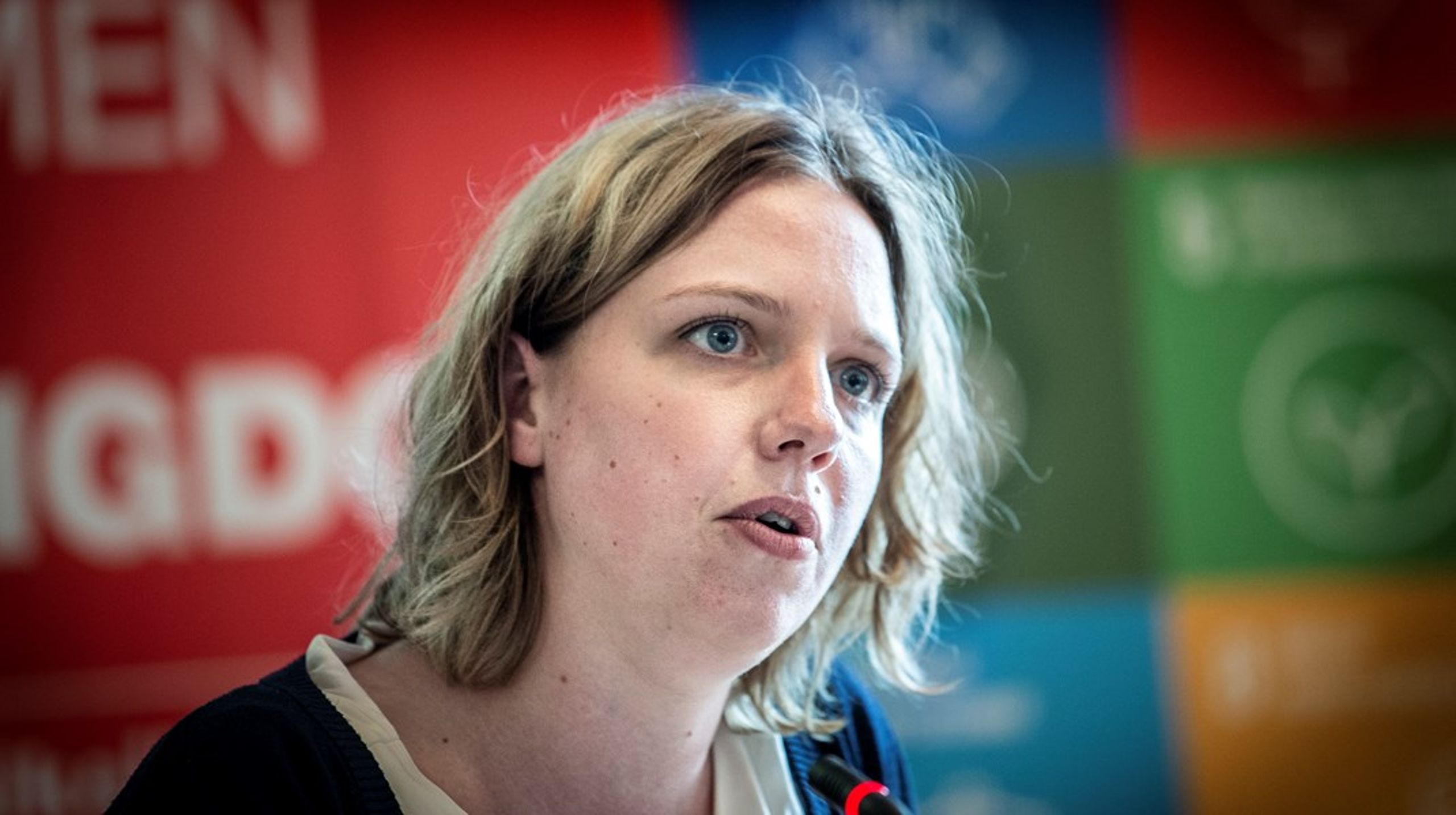 Rina Ronja Kari sad i Europa-Parlamentet fra 2014 til 2019 for Folkebevægelsen mod EU.