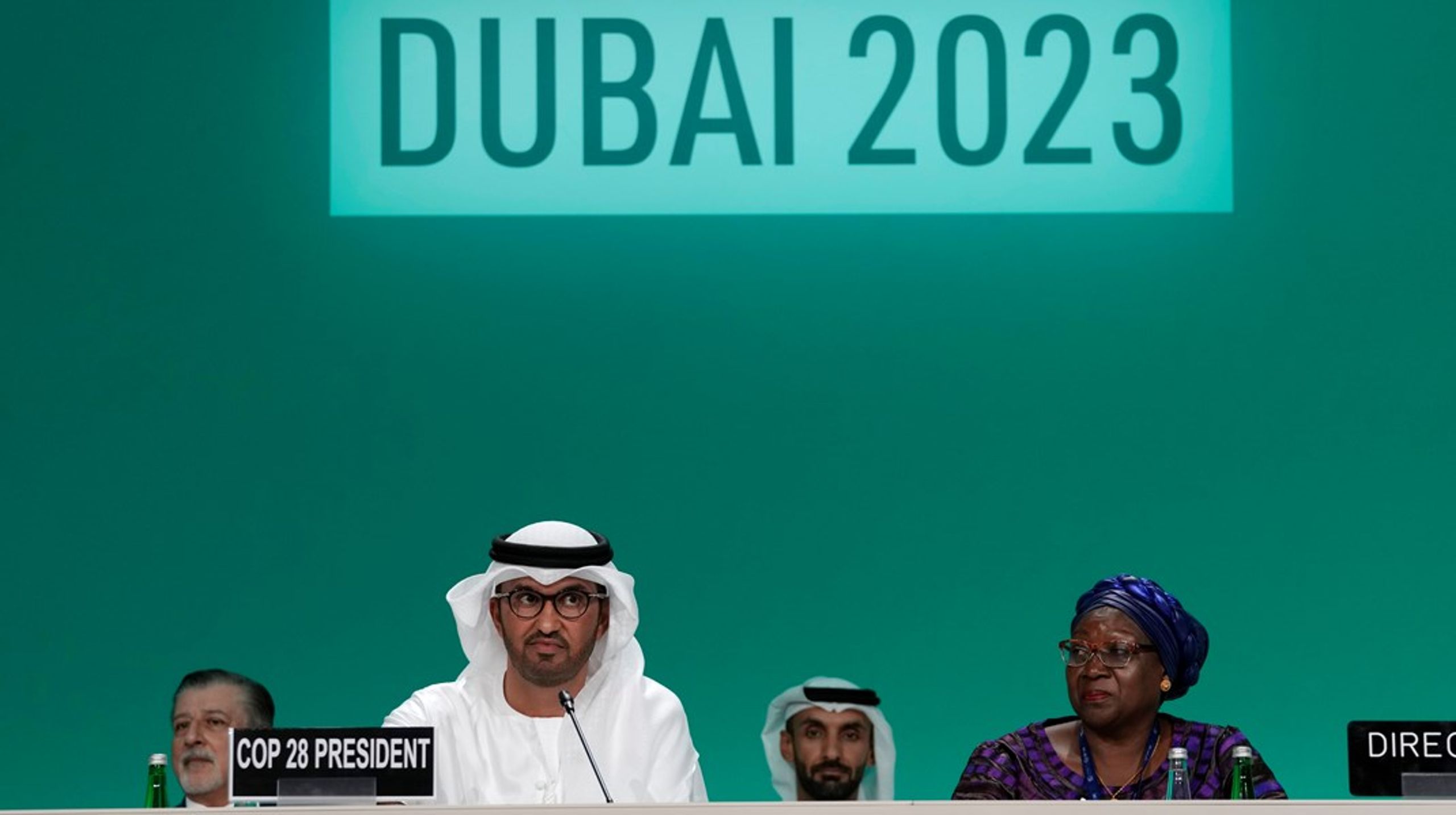 Sultan Al Jaber, der er årets COP-præsident,&nbsp;kunne torsdag konkludere, at verdens lande nu har vedtaget at etablere en fond, som skal finansiere særligt sårbare landes klimaskabte tab og skader.