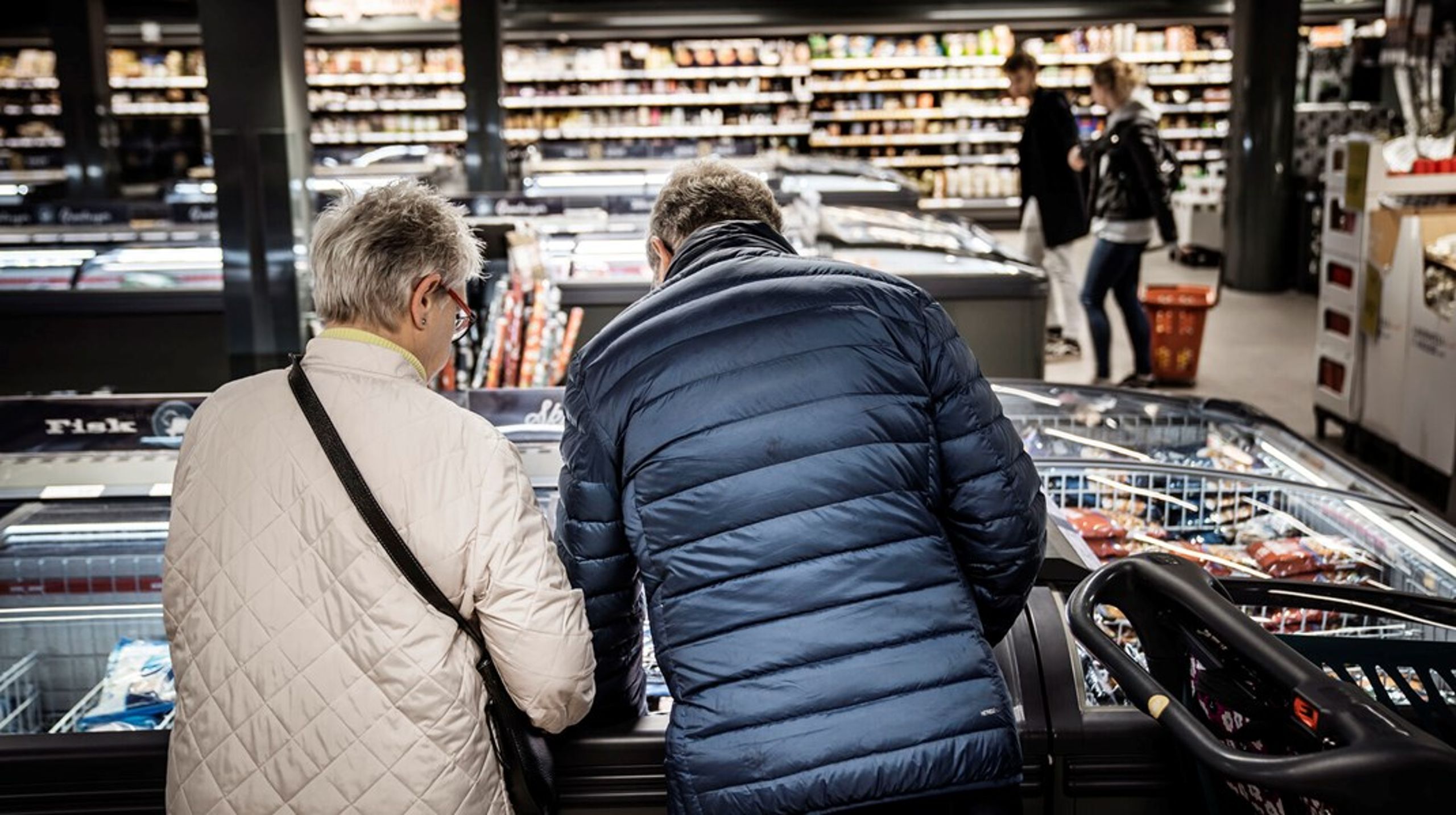 I en ny analyse konkluderer miljøøkonomiske vismænd, at danskerne primært reagerer på højere kødpriser ved at købe mindre kød.
