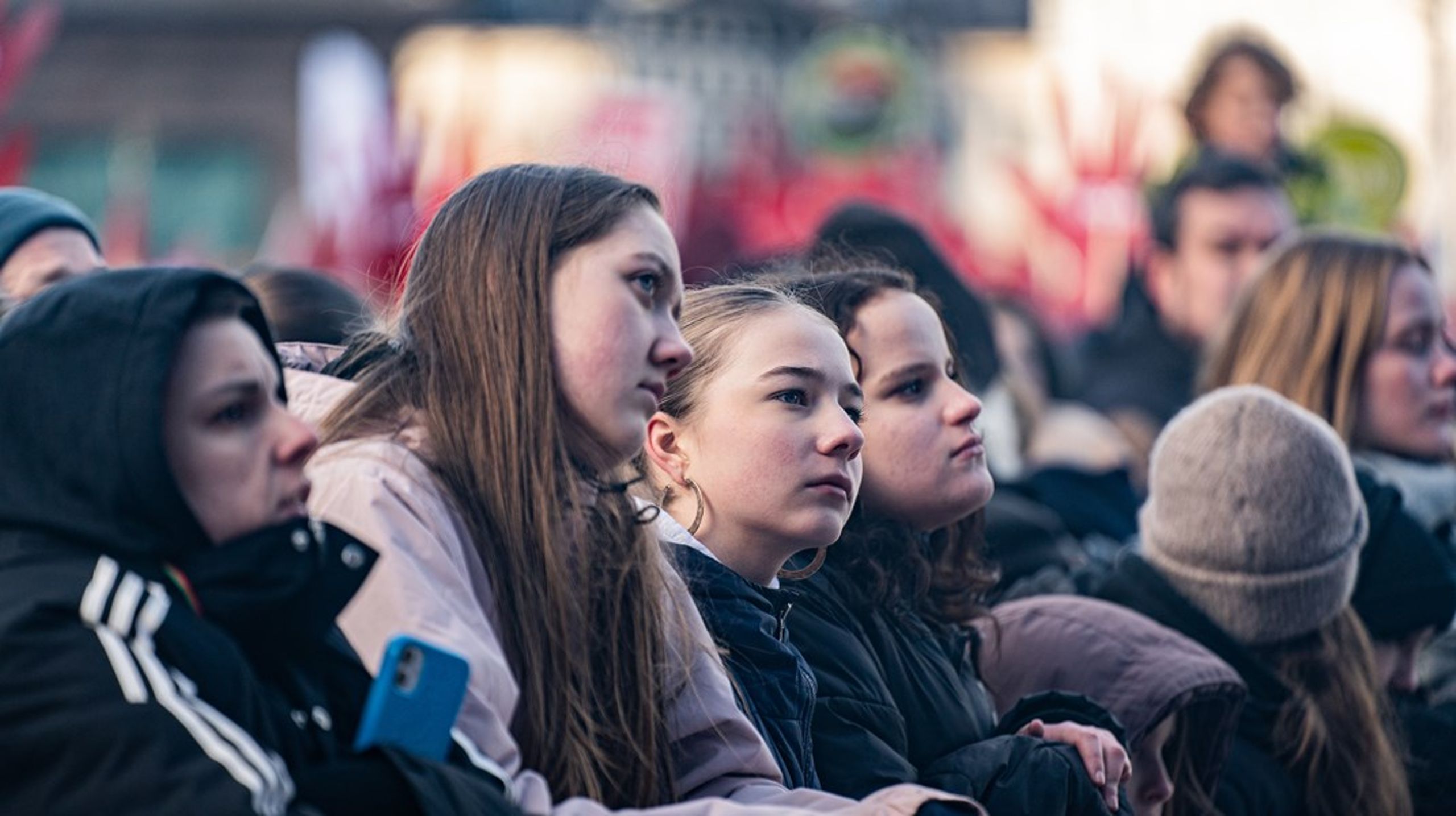 Hele 53 procent af unge mellem 16 og 25 føler ikke, at de har noget at
byde ind med i politiske diskussioner, at de kan forstå politiske spørgsmål eller
at de har politiske holdninger, som er værd at lytte til, skriver Morten Gade.&nbsp;