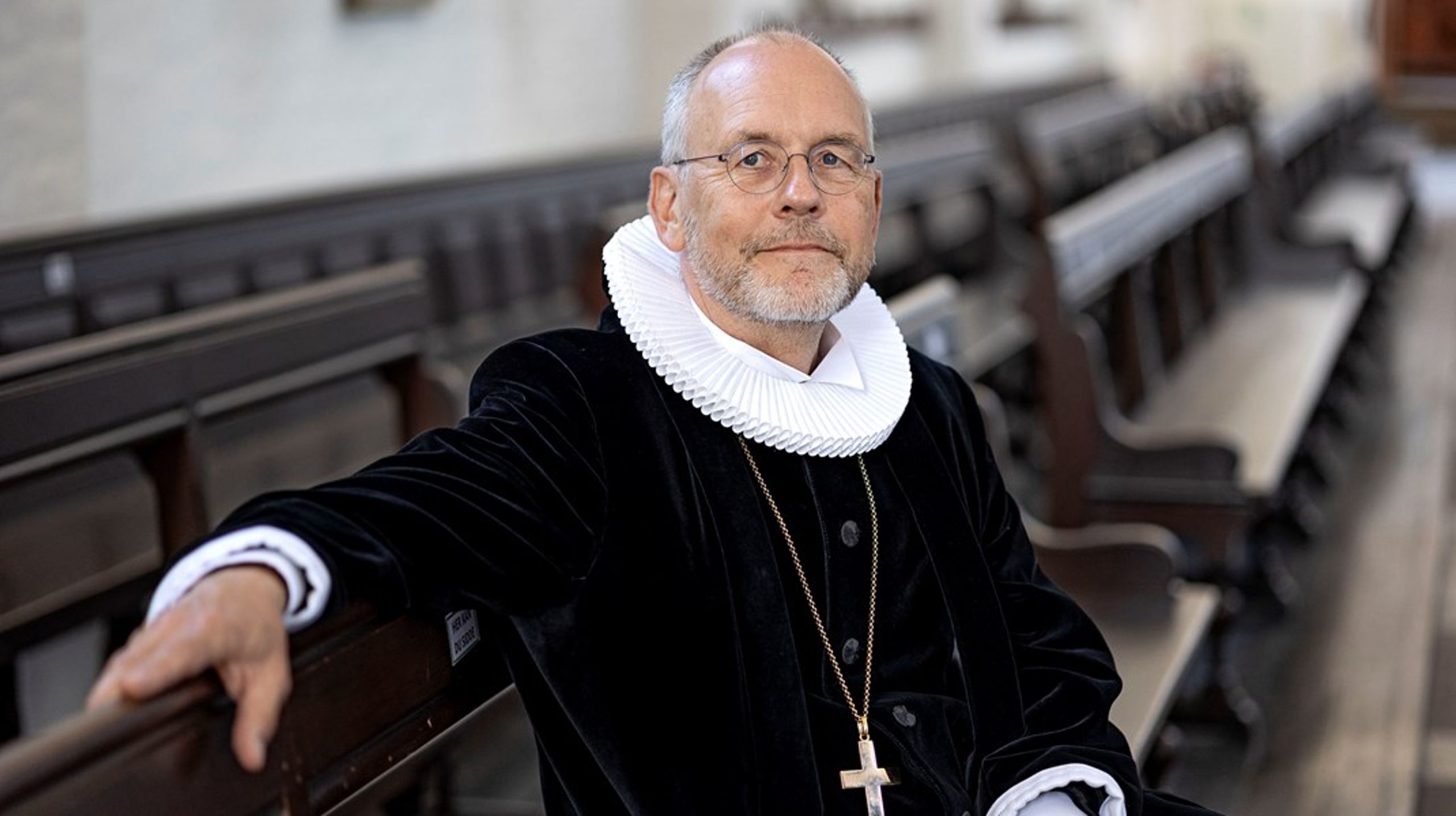 Henrik Wigh-Poulsen begyndte sin kirkelige&nbsp;karriere&nbsp;som sognepræst i Lejrskov-Jordrup pastorat i 1989.
