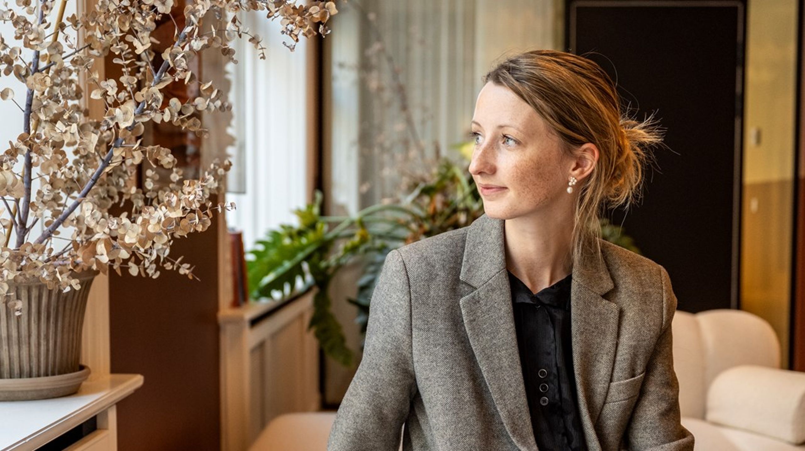 Emma Due Bitz stiftede Female Invest med hendes studiekammerater fra CBS, Anna-Sophie Hartvigsen og Camilla Falkenberg, i 2019. Året efter kom de på Forbes '30 under 30'-liste samt tiltrak investeringer fra Nordic Female Founders.