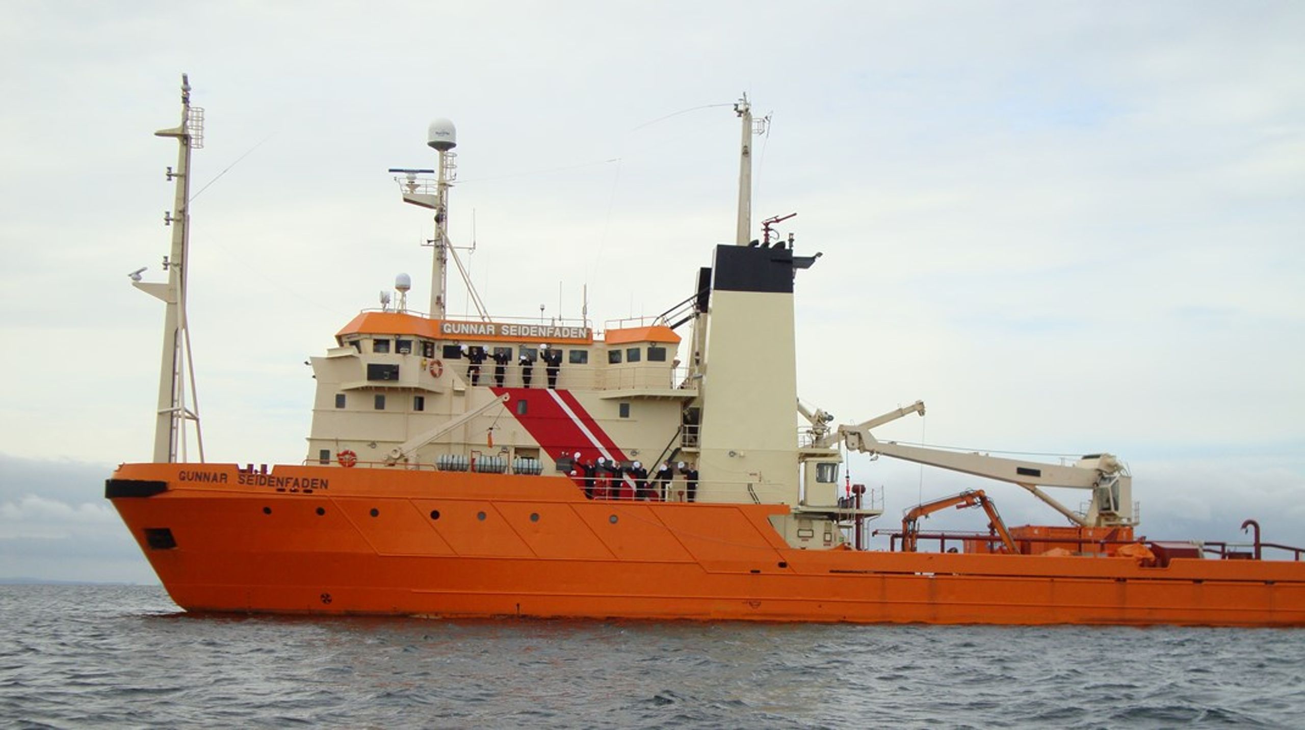 Miljøskibet Gunnar Seidenfaden på opgave i Nordsøen i 2016.