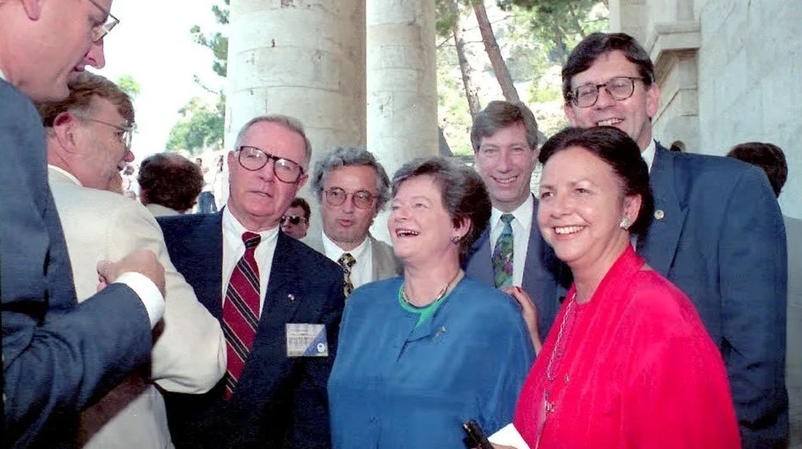 24. juni 1994 deltog daværende statsminister Gro Harlem Brundtland (Arbeiderpartiet)
i et EU-møde på den græsk/tyrkiske ø Korfu. Blot en uge senere blev Norge
medlem af EU på prøve, indtil folkeafstemningen 27. november.
