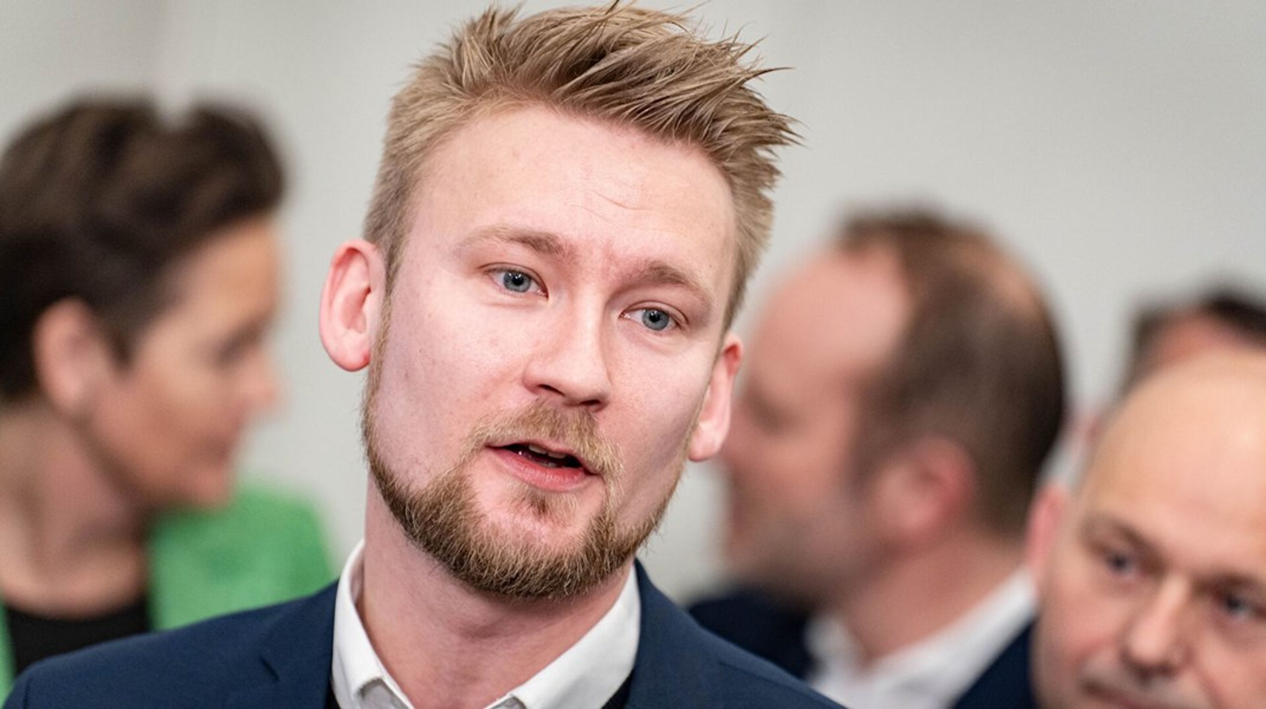 Dansk Folkeparti vil med inspiration fra Europa-Parlamentet gøre det lettere for borgerne at se, hvordan partierne stemmer i folketingssalen.