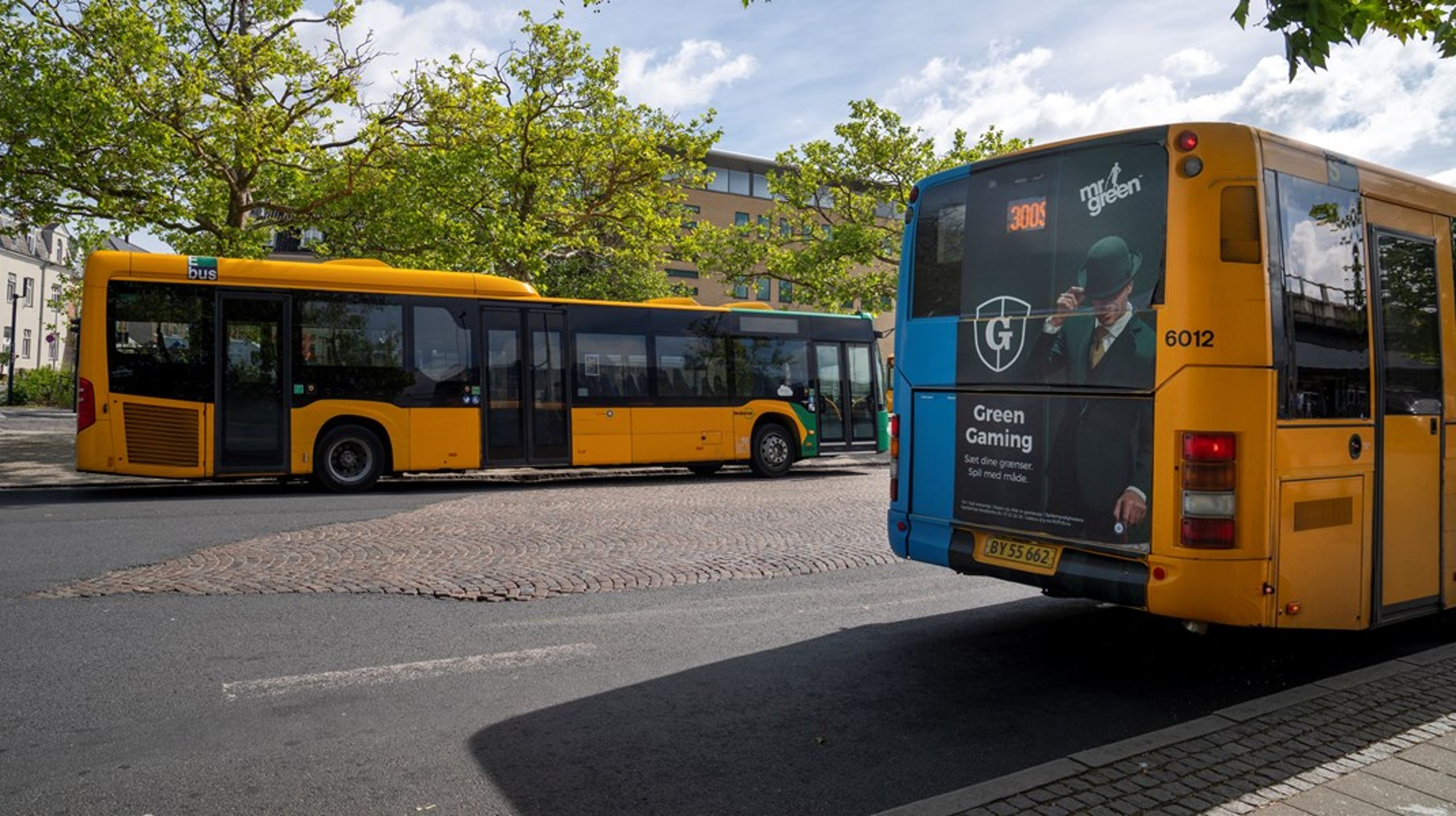 Movia og Faxe Kommune starter i foråret et pilotforsøg med dynamisk og fleksibel busbetjening, hvor vi erstatter de traditionelle rutebusser med mindre busser, der kører på bestilling uden fast rute eller køreplan, skriver Kirsten Jensen (S).